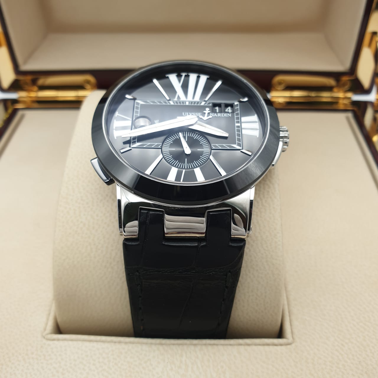 Ulysse Nardin Executive Dual Time 43 mm 243-00/42
