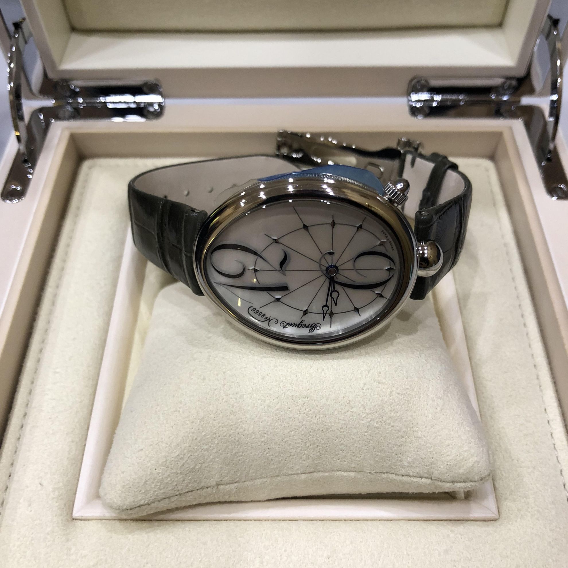 Breguet Reine de Naples 8967