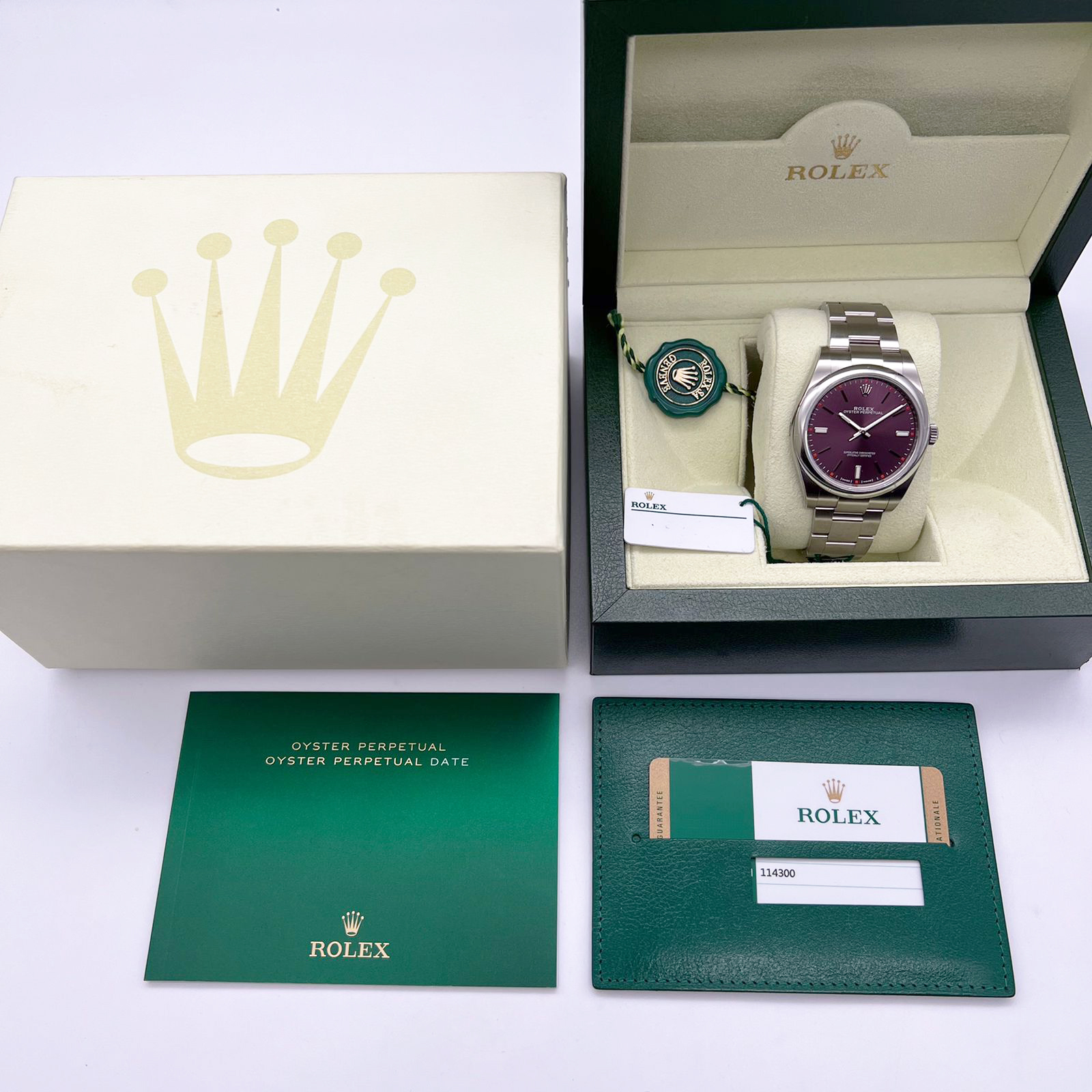 Rolex Oyster Perpetual 39 mm 114300