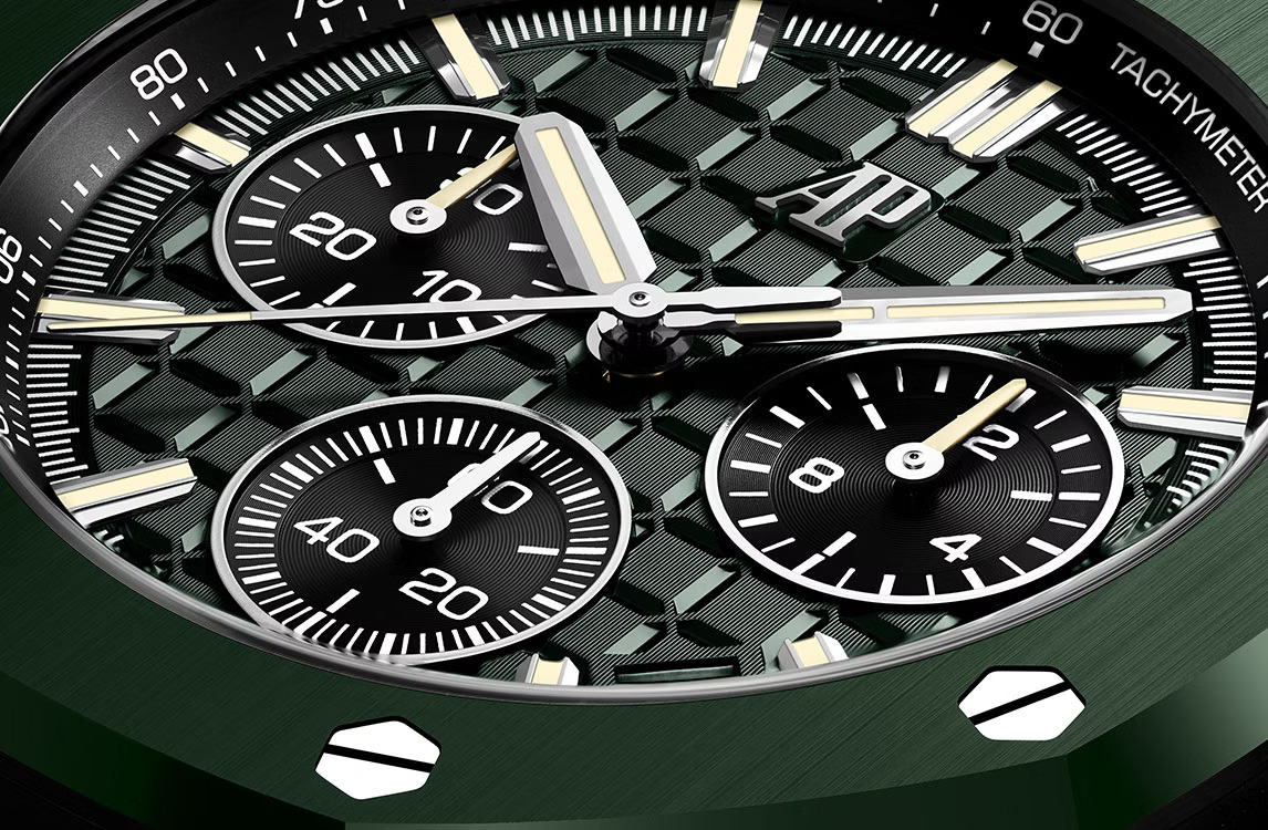 Audemars Piguet Royal Oak Offshore Selfwinding Chronograph 43 mm 26420CE.OO.A063VE.01