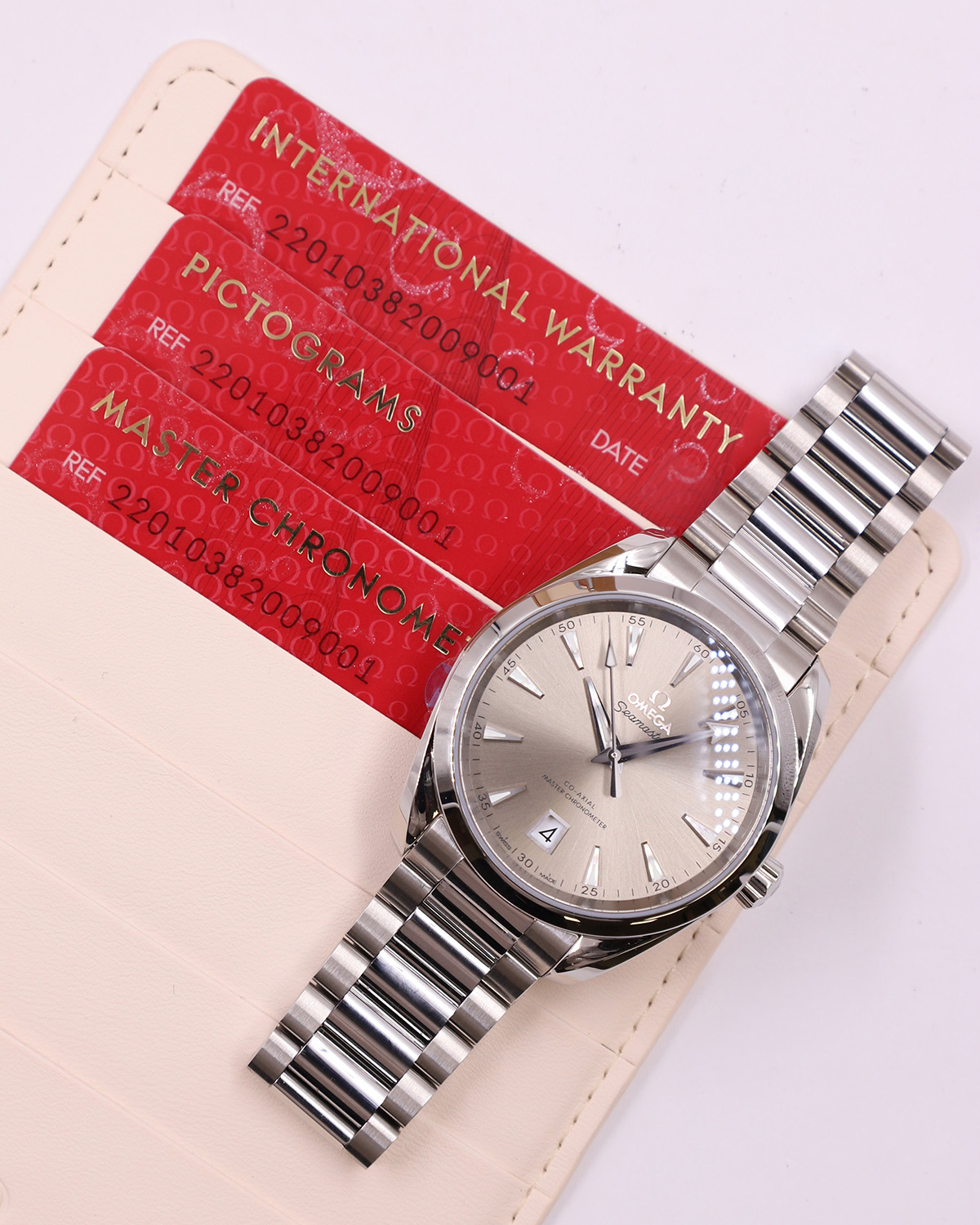 Omega Seamaster Aqua Terra 150M Co-Axial Master Chronometer 38 mm 220.10.38.20.09.001