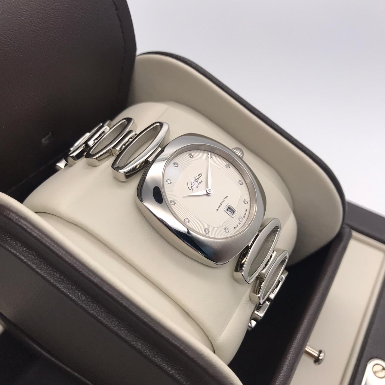 Glashutte Original Pavonina 31 mm 1-03-01-10-12-14