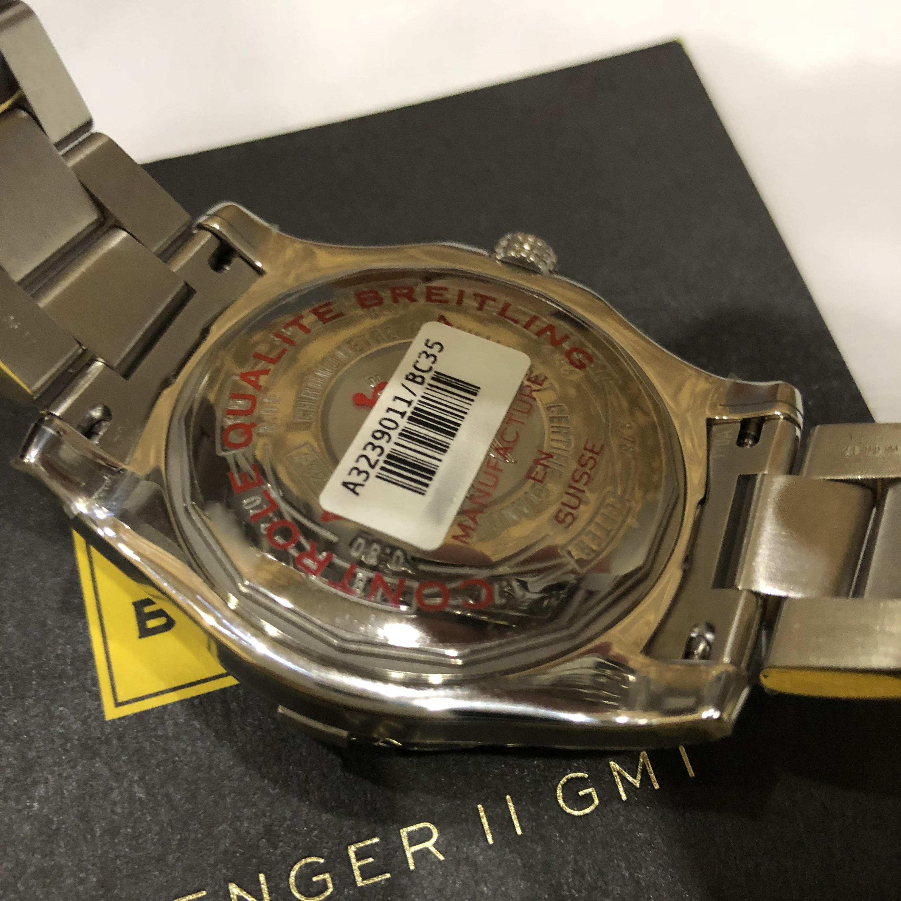 Breitling Avenger II GMT 43 mm  A3239011/BC35/170A
