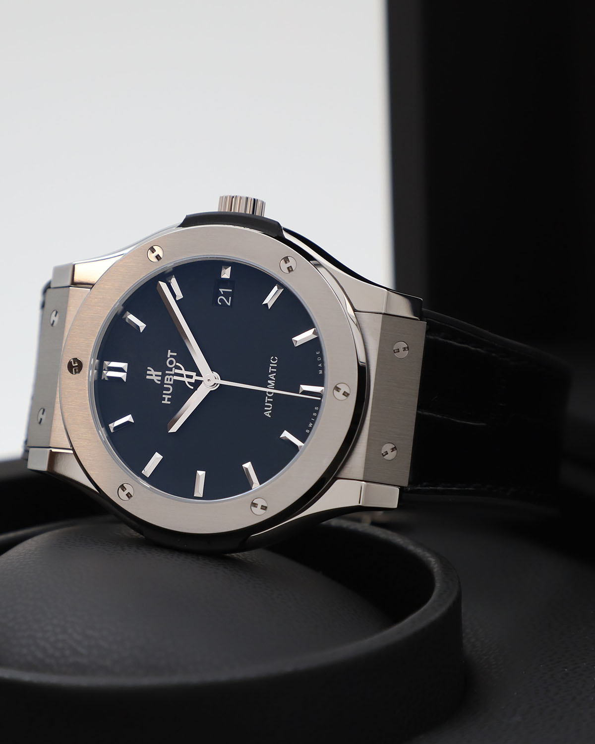 Hublot Classic Fusion Titanium Black 45 mm 511.NX.1171.LR