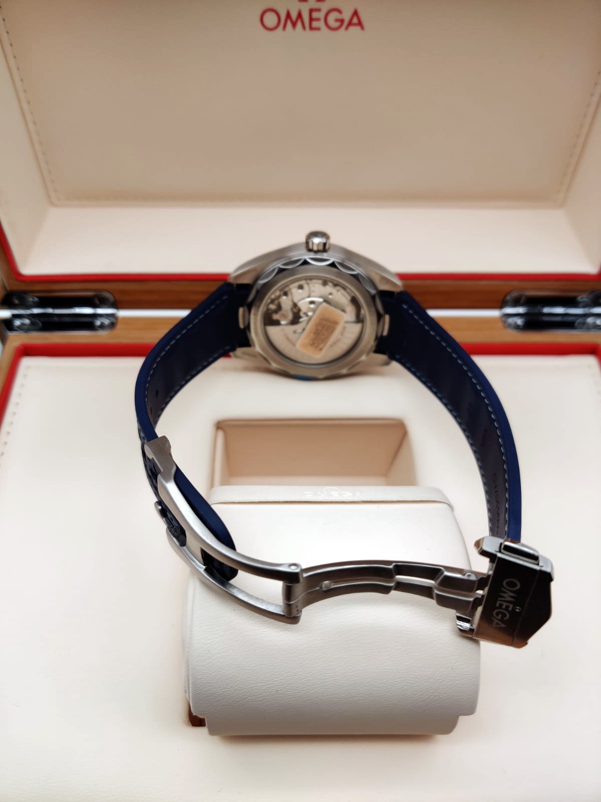 Omega Seamaster Aqua Terra 150M Co-Axial Master Chronometer GMT Worldtimer 43 mm 220.12.43.22.03.001
