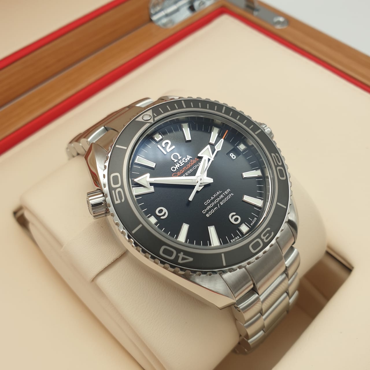Omega Seamaster Planet Ocean 600M Omega Co-Axial 42 mm 232.30.42.21.01.001