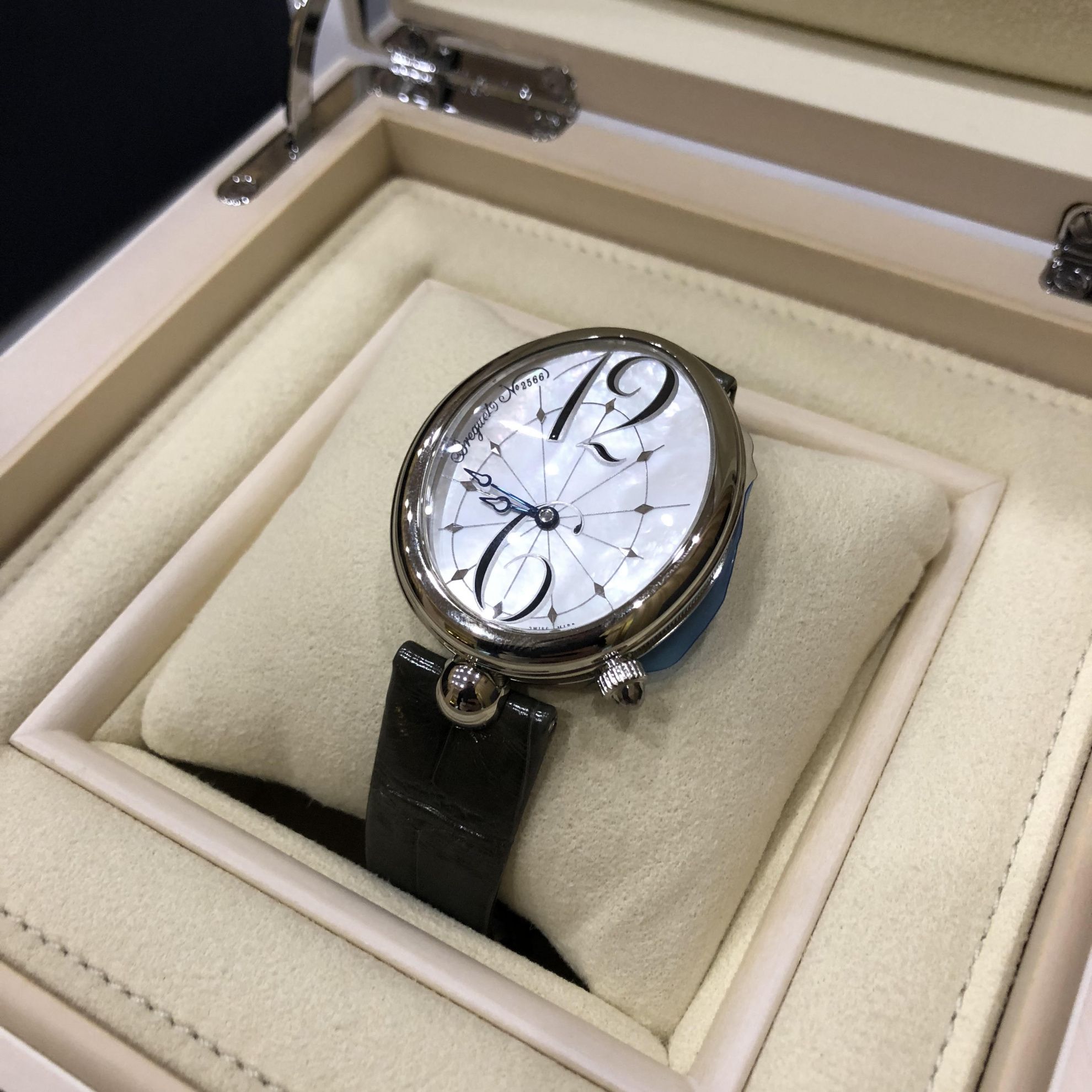 Breguet Reine de Naples 8967