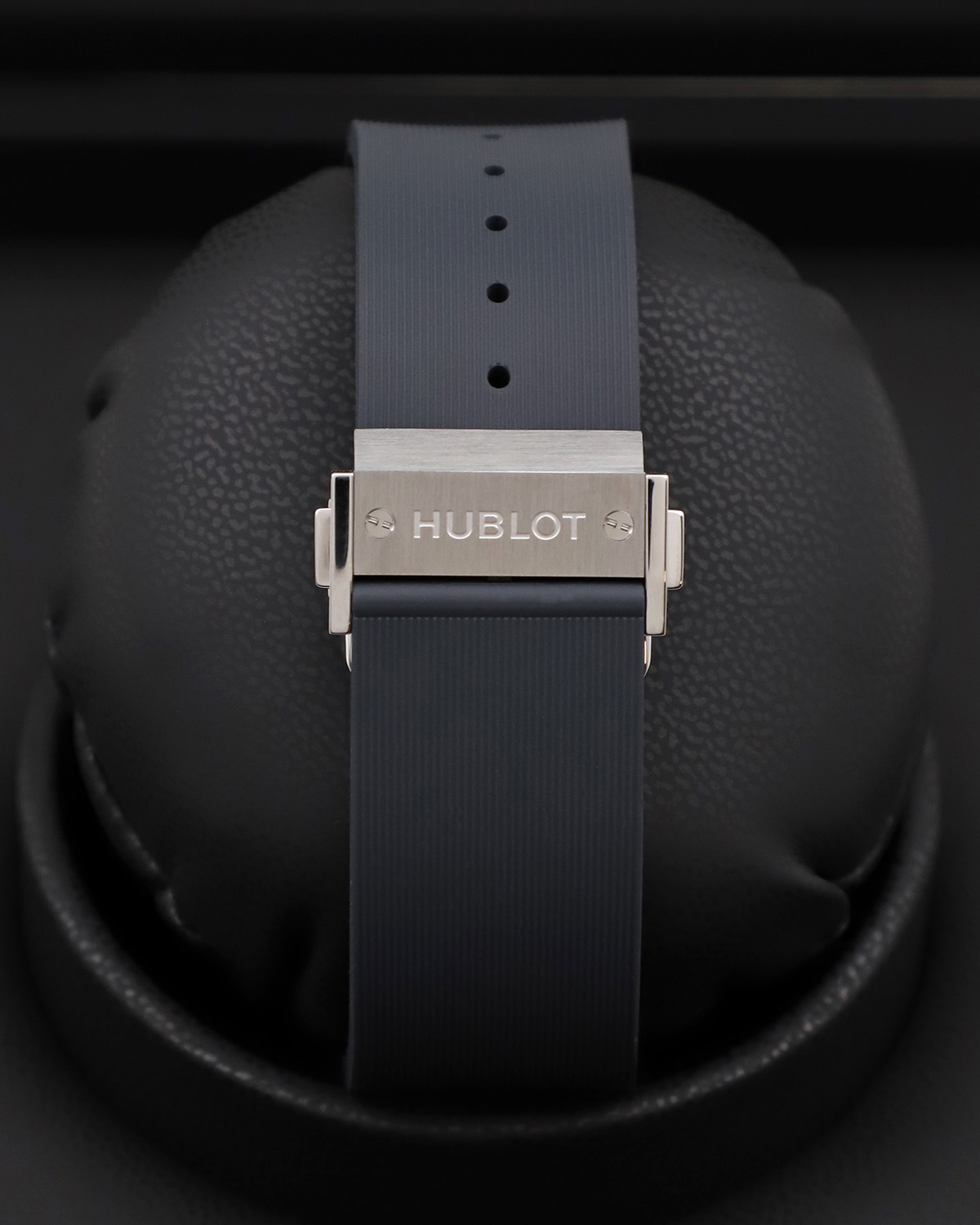 Hublot Classic Fusion Titanium Racing Grey 45 mm 511.NX.7071.RX