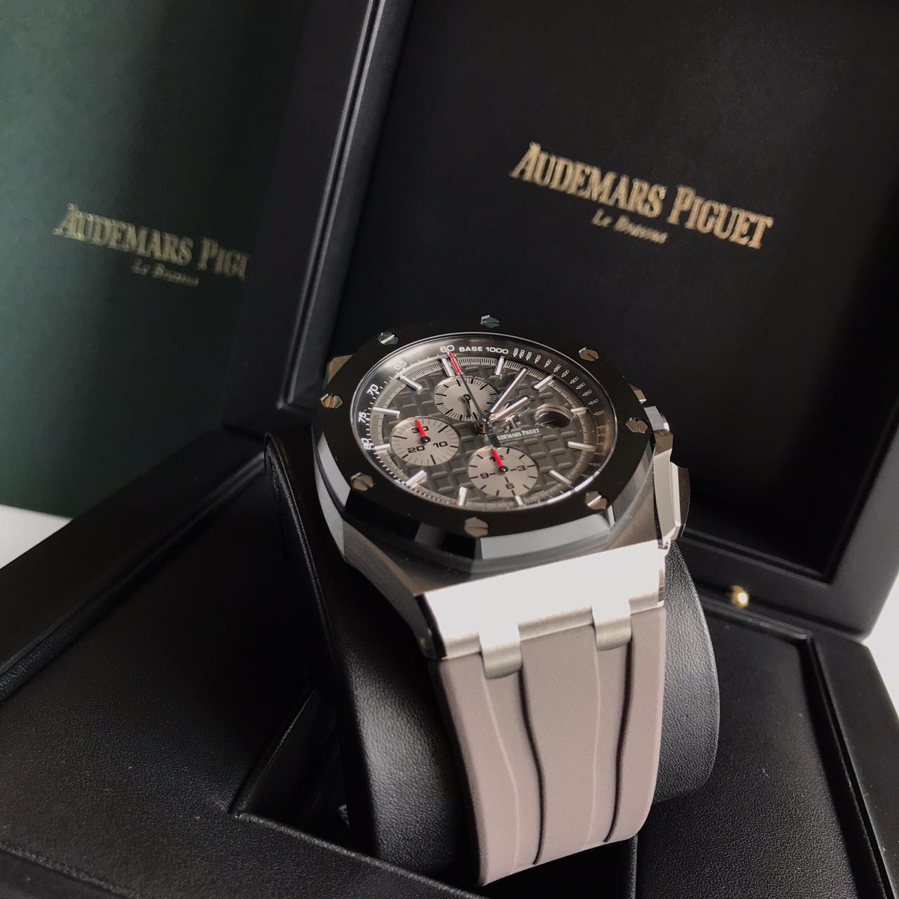 Audemars Piguet Royal Oak Offshore Chronograph 44 mm 26400IO.OO.A004CA.01