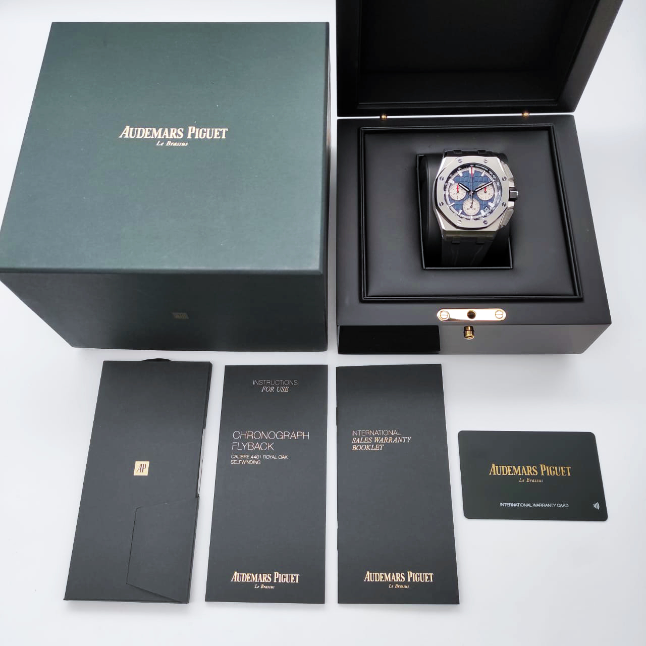 Audemars Piguet Royal Oak Offshore Chronograph 43 mm 26420TI.OO.A027CA.01