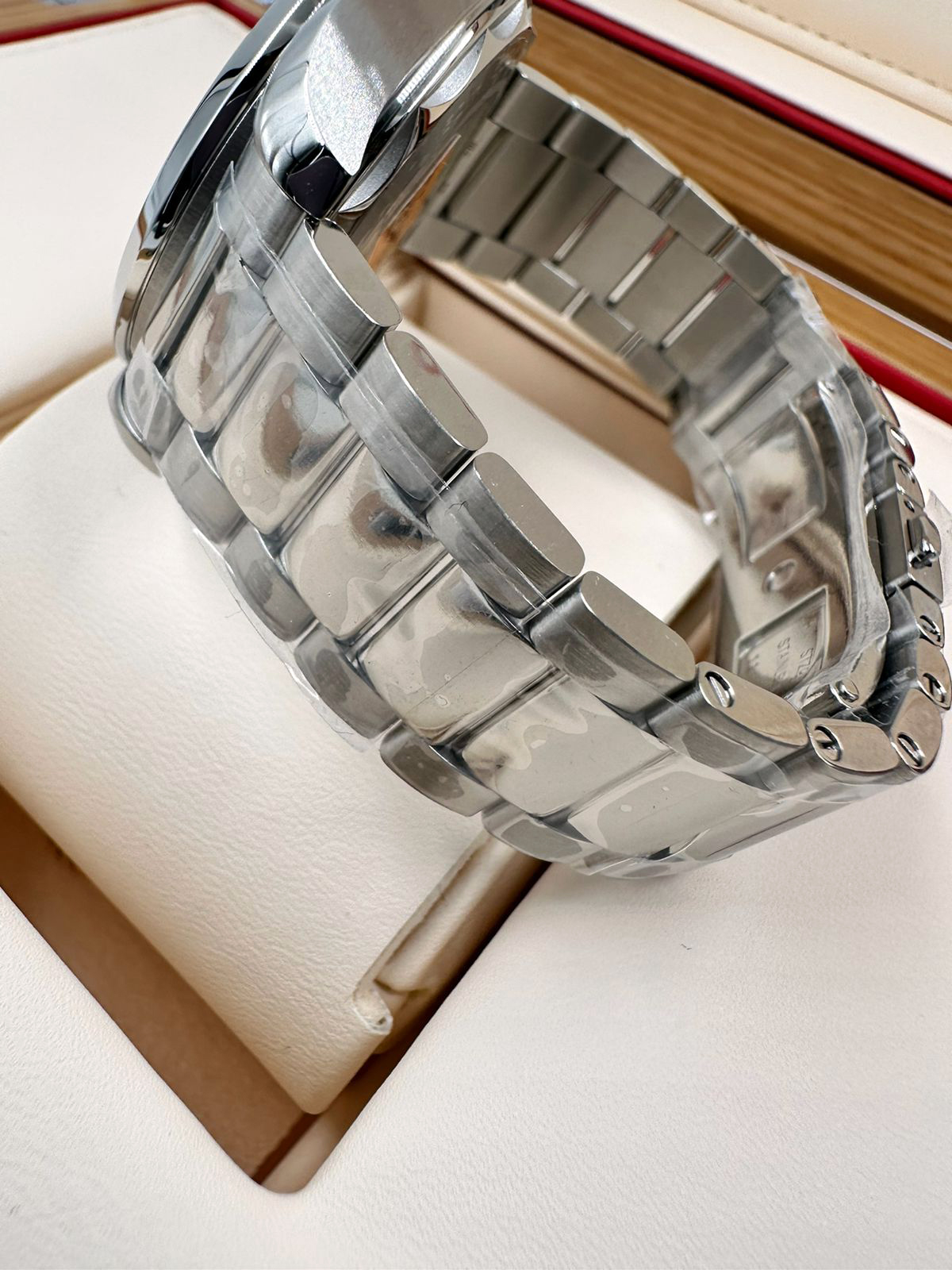 Omega Seamaster Aqua Terra 150M Co-Axial Master Chronometer Small Seconds 38 mm 220.10.38.20.10.001