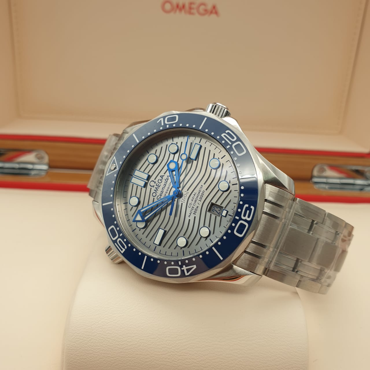 Omega Seamaster Diver 300M Co-Axial Master Chronometer 210.30.42.20.06.001