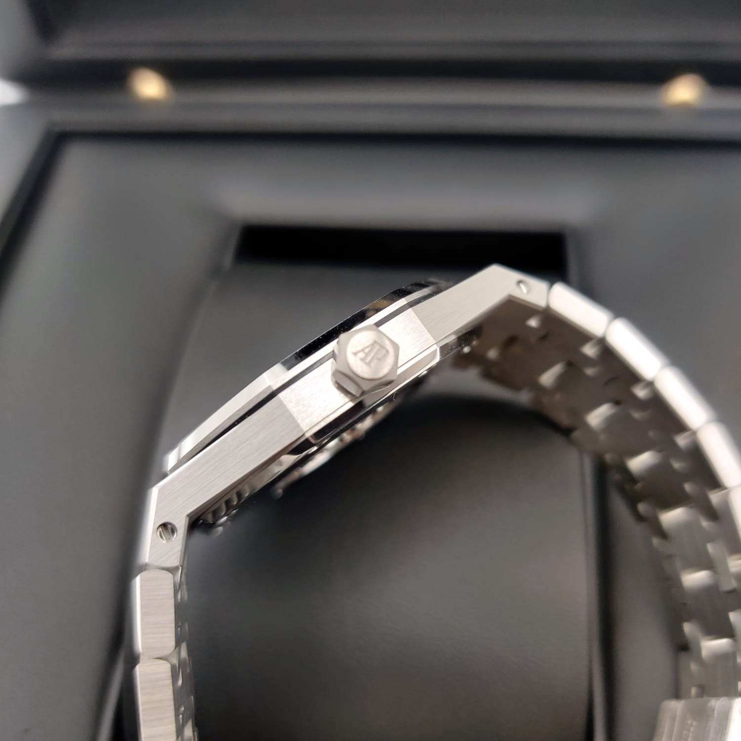 Audemars Piguet Royal Oak Quartz 33 mm 67650ST.OO.1261ST.01