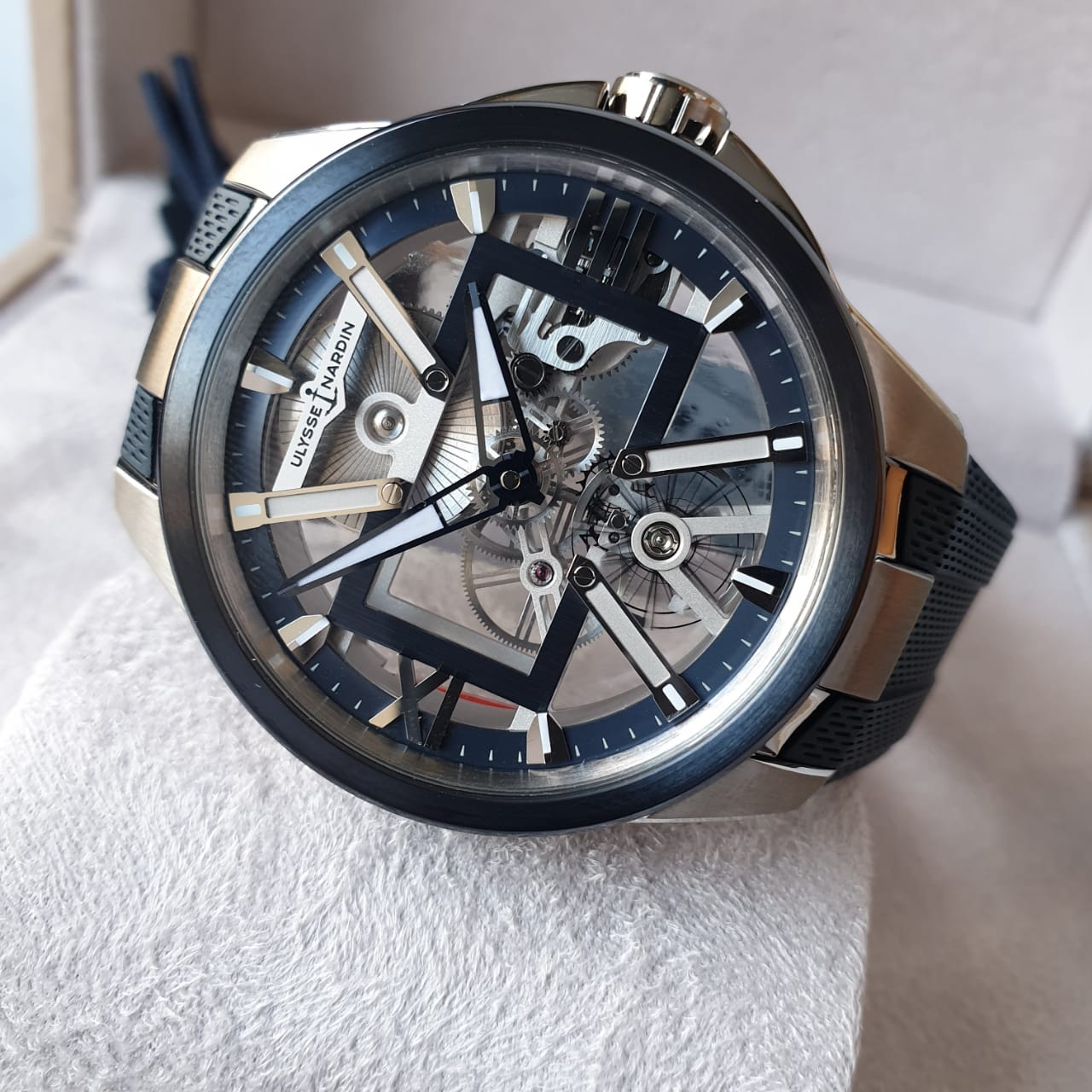 Ulysse Nardin Executive Skeleton X 42 mm 3713-260-3/03