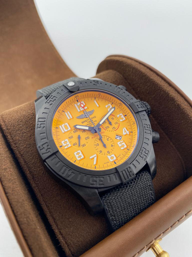Breitling Avenger Hurricane 12H 45 mm XB0170E4/I533
