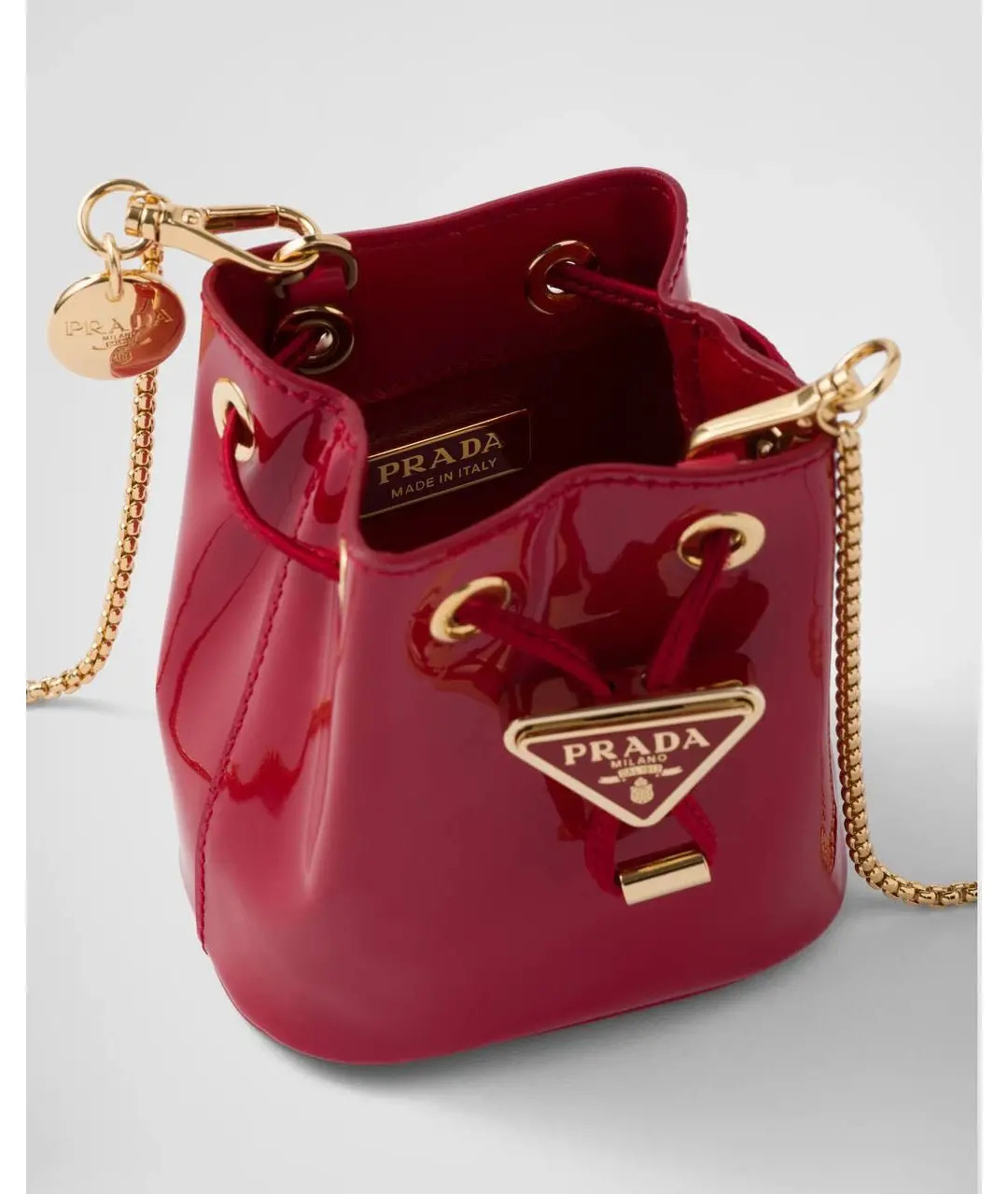 Сумка Prada Patent Red