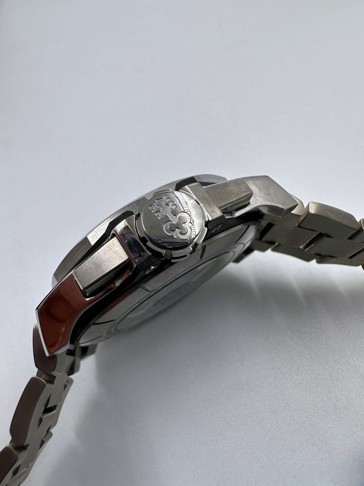 Corum Admiral AC-One Chronograph 45 mm A132/04218
