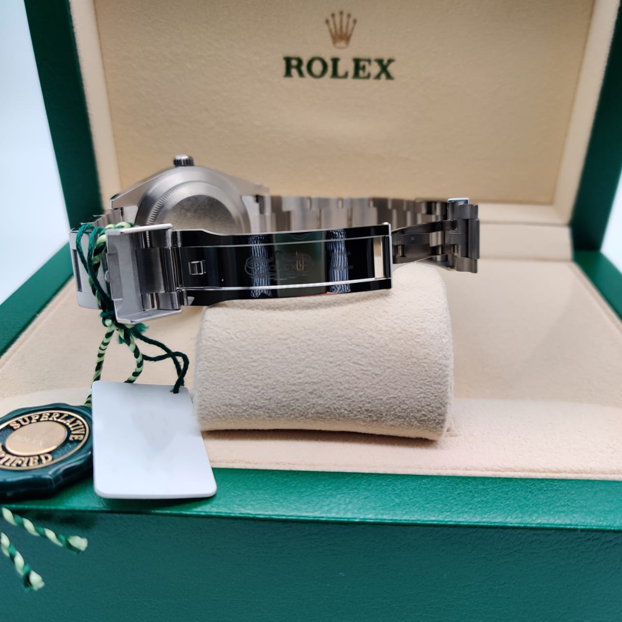 Rolex Explorer 39 mm 214270