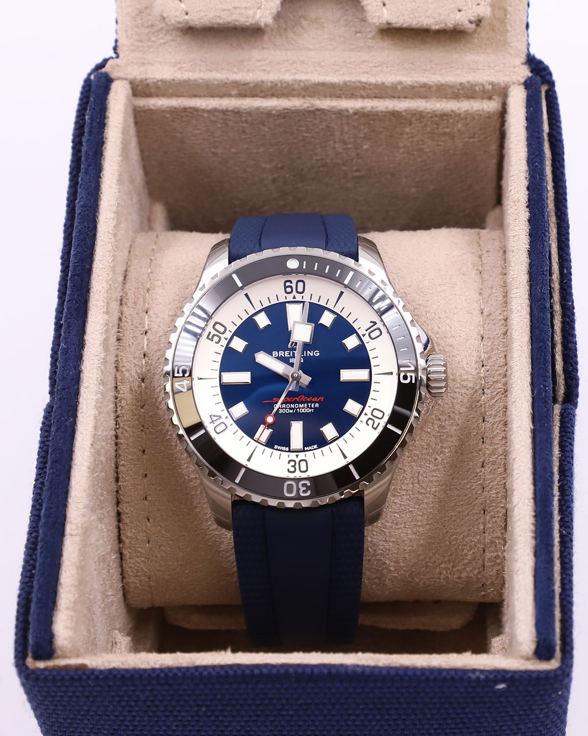 Breitling Superocean Automatic 44 mm A17376211C1S1