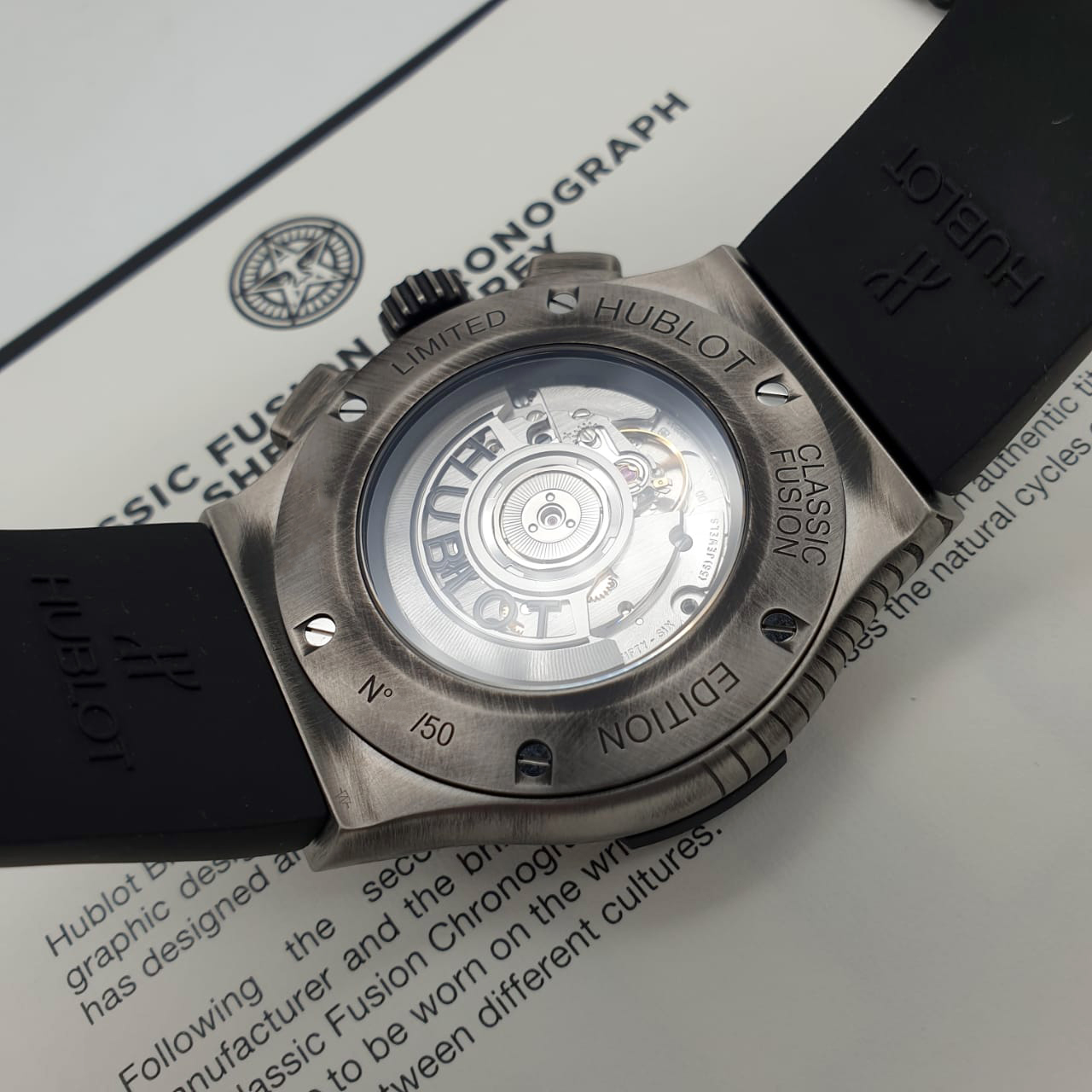 Hublot Classic Fusion Shepard Fairey 45 mm 525.NX.0137.RX.SHF21