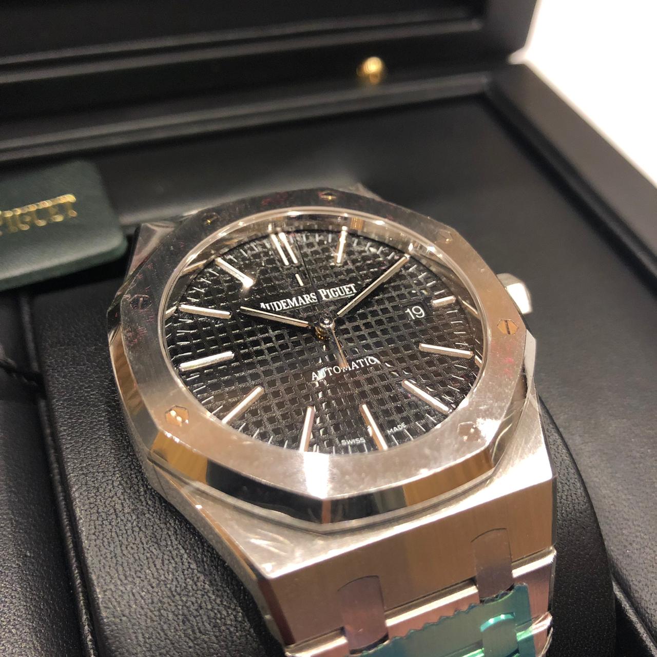 Audemars Piguet Royal Oak Selfwinding 41 mm 15400ST.OO.1220ST.01