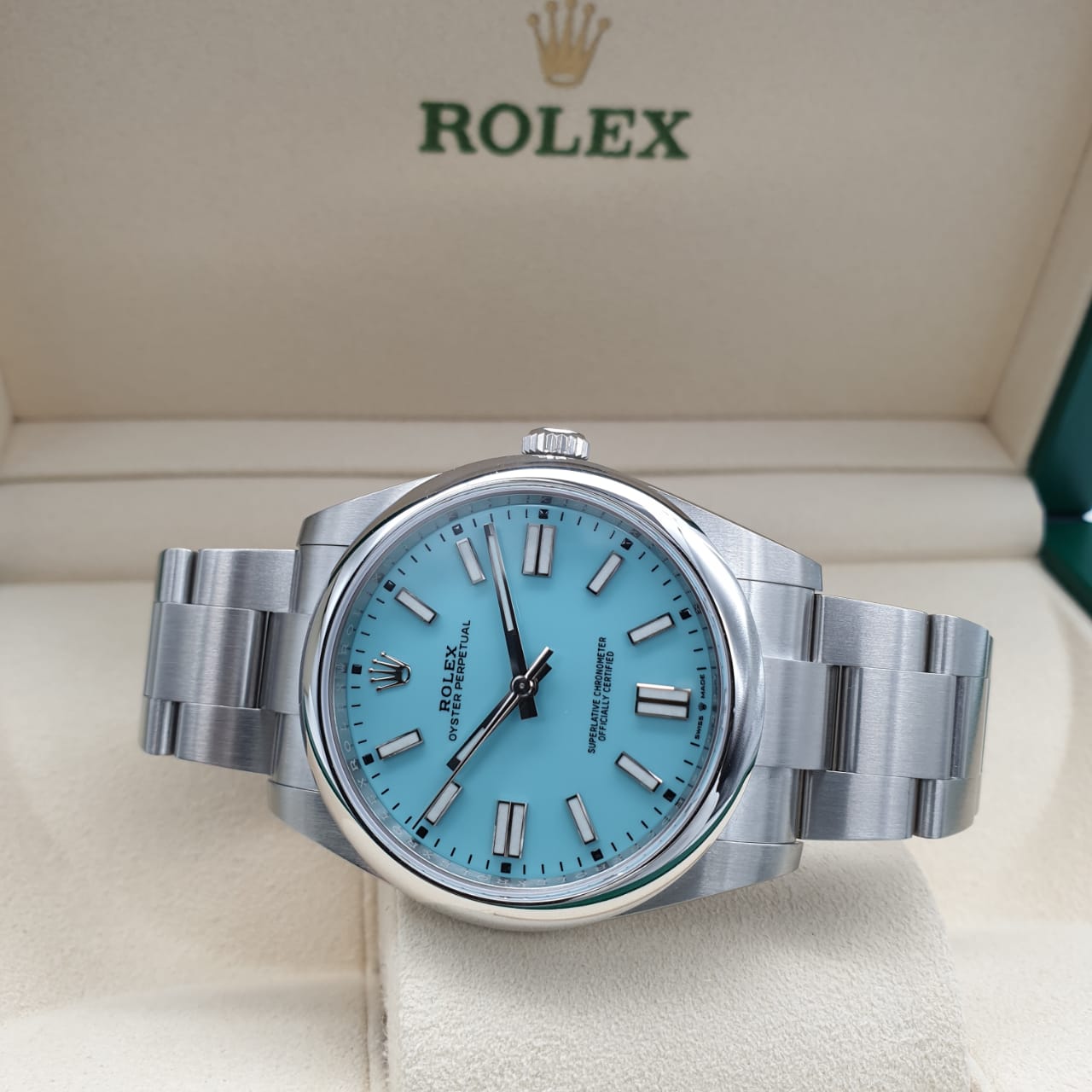 Rolex Oyster Perpetual 41 mm 124300