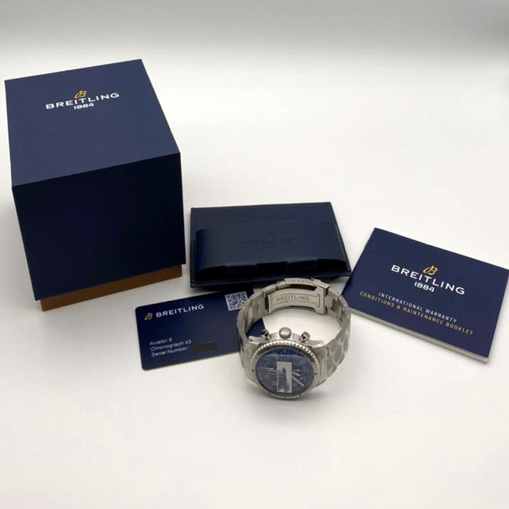Breitling Aviator 8 Chronograph 43 mm A13316101C1A1