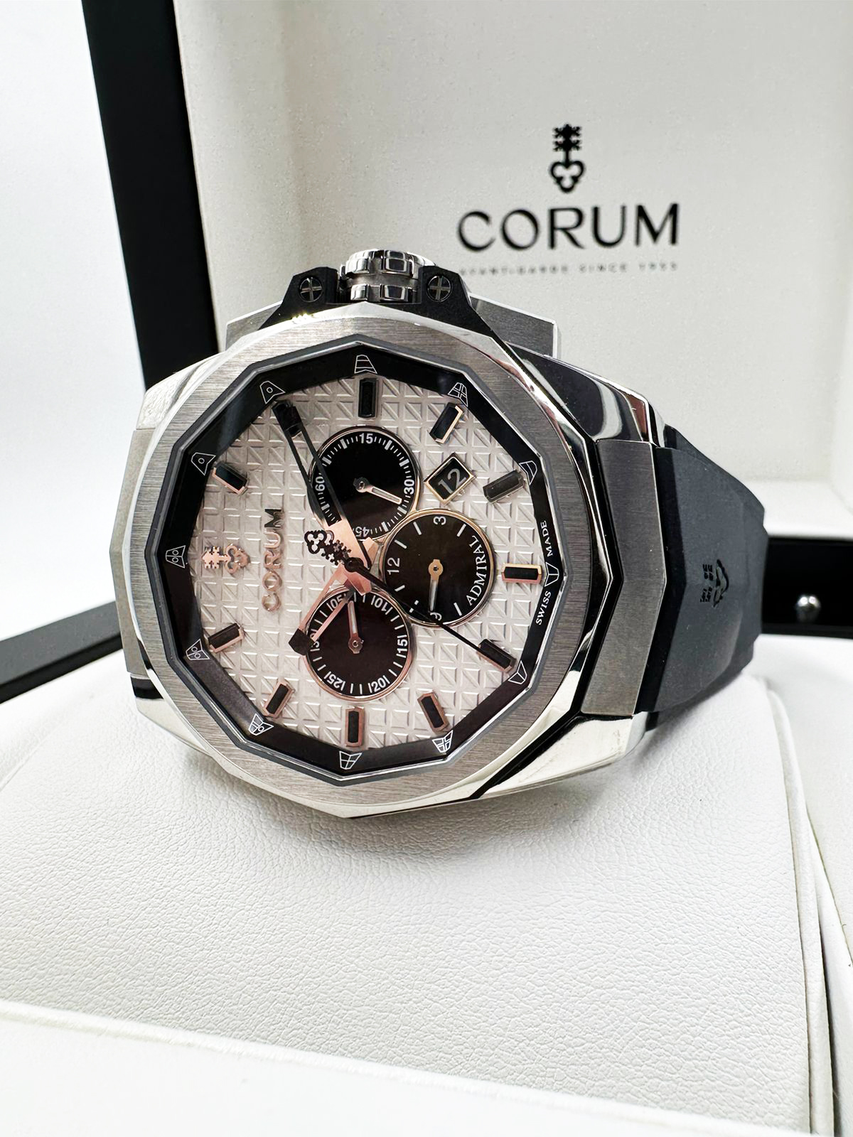 Corum Admiral AC-One Chronograph 45 mm A132/03876