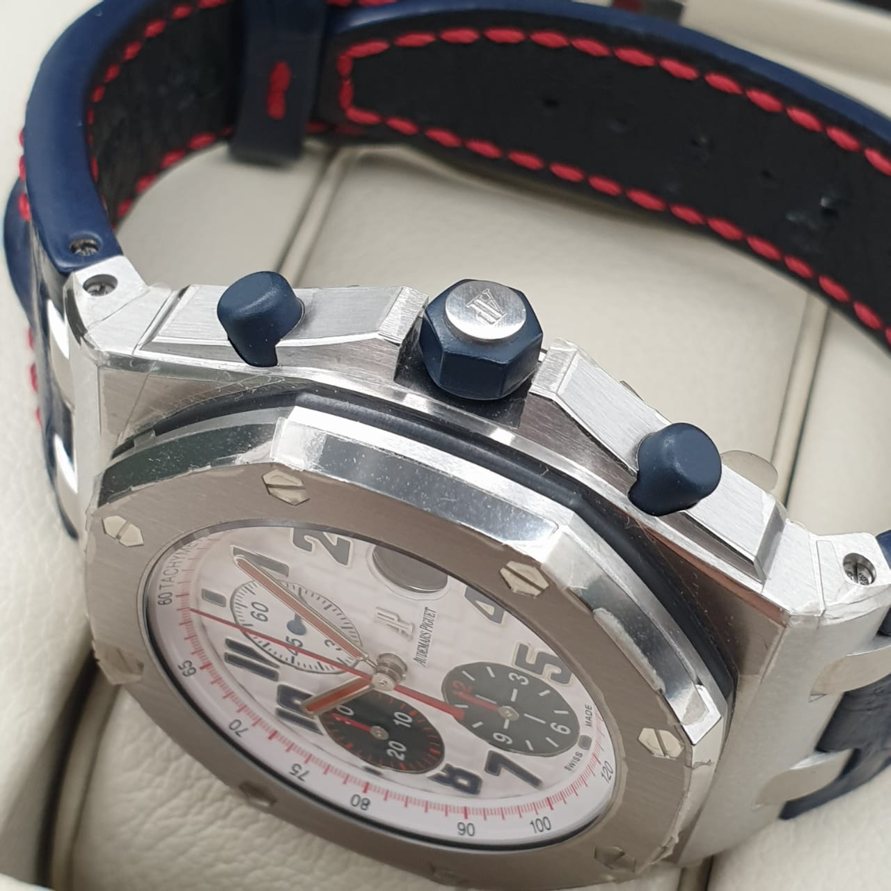 Audemars Piguet Royal Oak Offshore Tour Auto 2012 42 mm 26208ST.00.D305CR.01