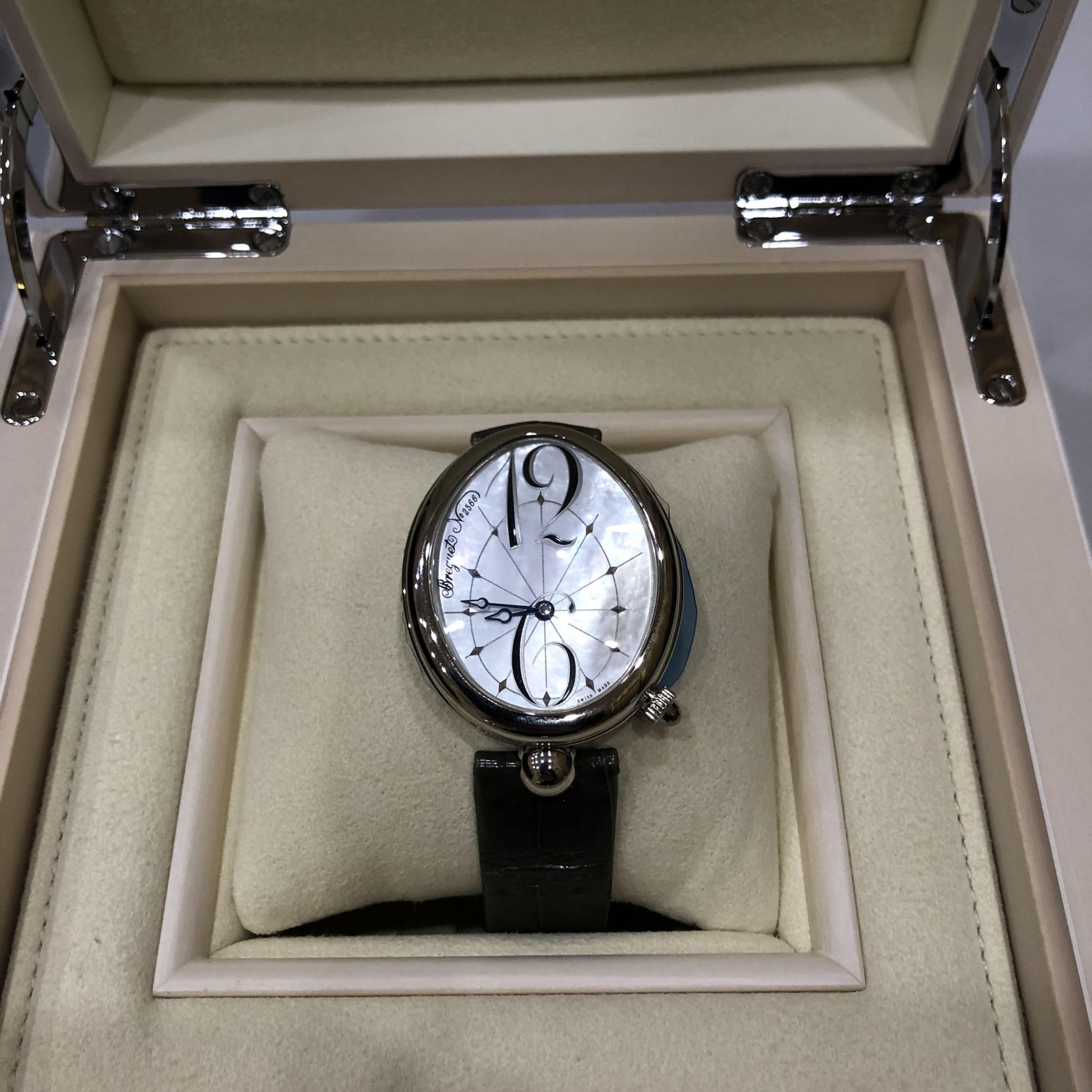 Breguet Reine de Naples 8967