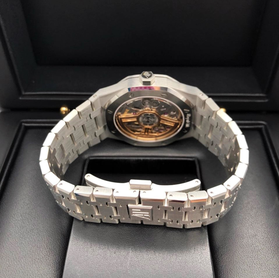 Audemars Piguet Royal Oak Selfwinding 41 mm 15500ST.OO.1220ST.02