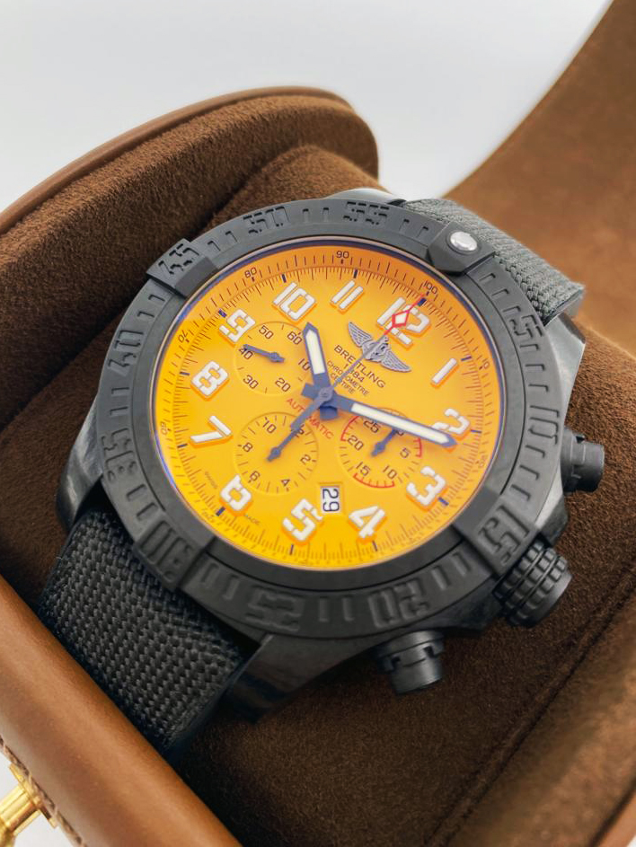 Breitling Avenger Hurricane 12H 45 mm XB0170E4/I533