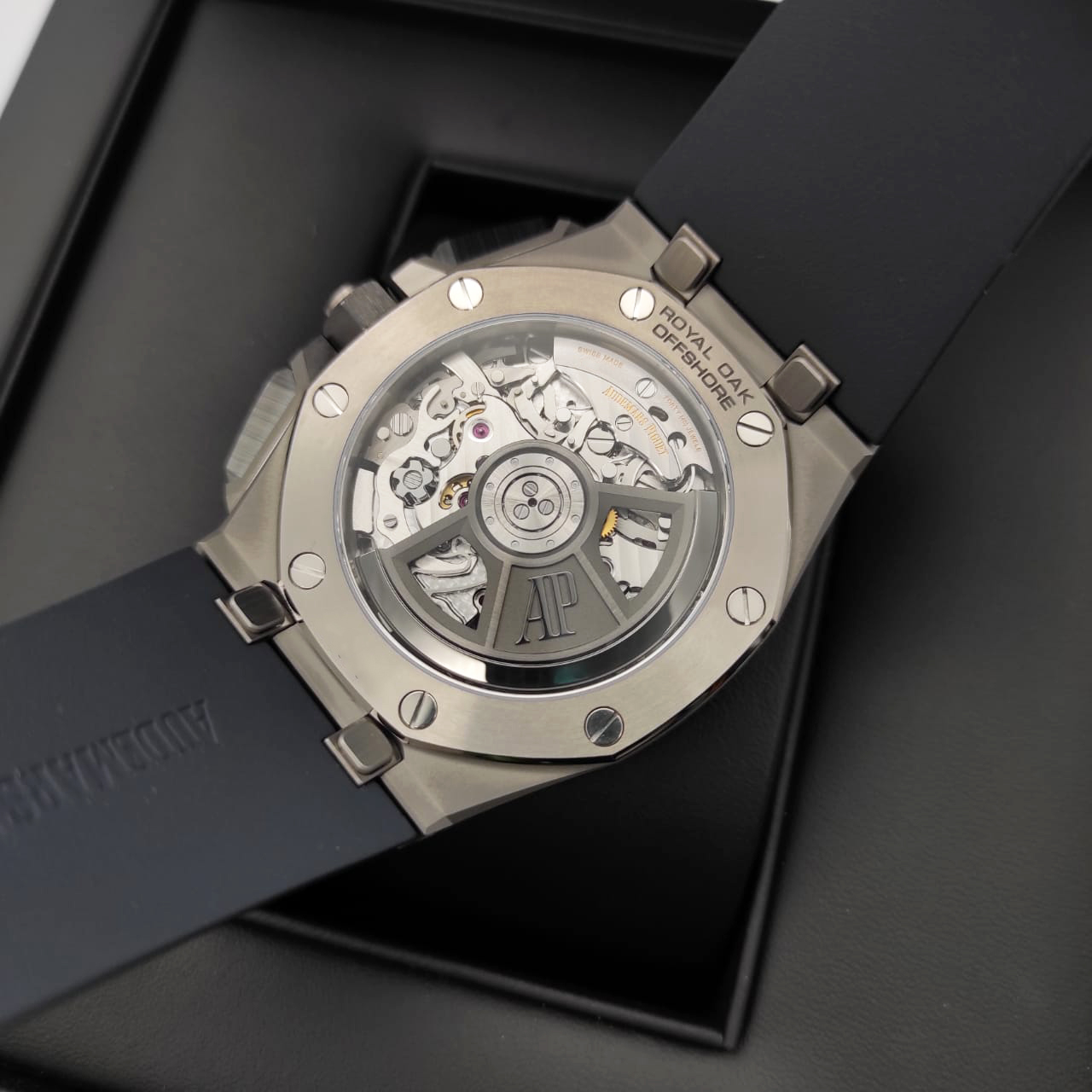 Audemars Piguet Royal Oak Offshore Chronograph 43 mm 26420TI.OO.A027CA.01