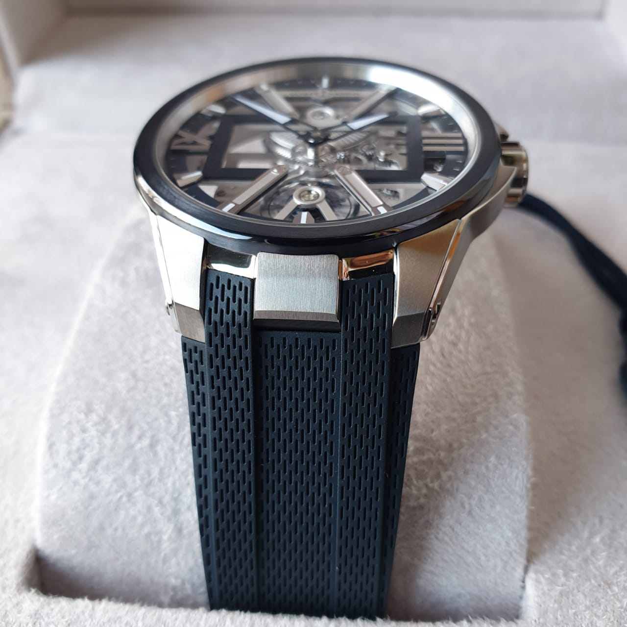Ulysse Nardin Executive Skeleton X 42 mm 3713-260-3/03