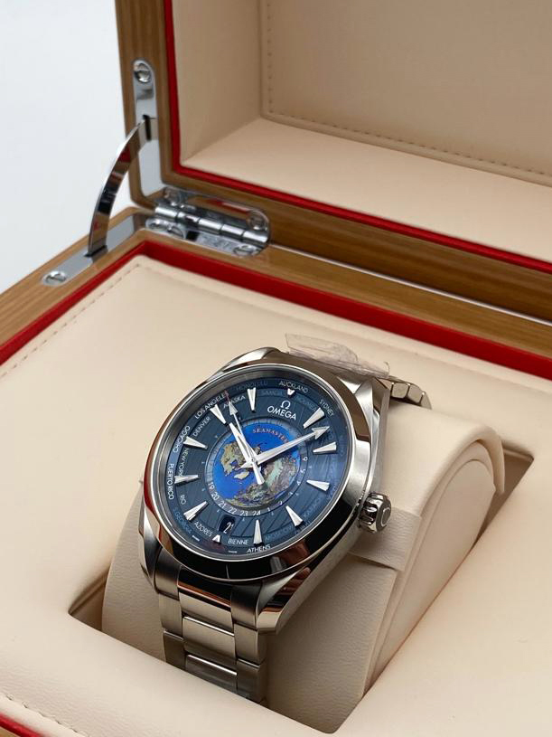 Omega Seamaster Aqua Terra 150M Co-Axial Master Chronometer GMT Worldtimer 43 mm 220.10.43.22.03.001