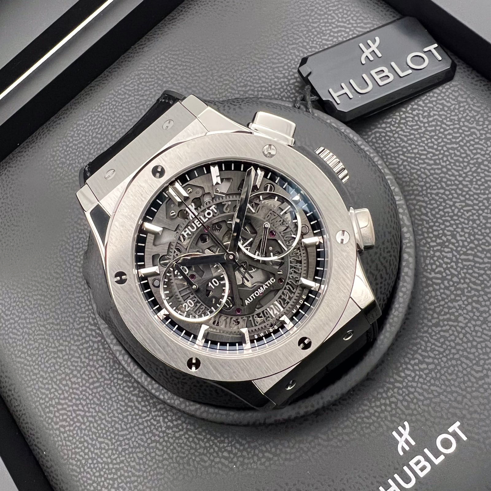 Hublot Classic Fusion Aerofusion Titanium 45 mm 525.NX.0170.LR