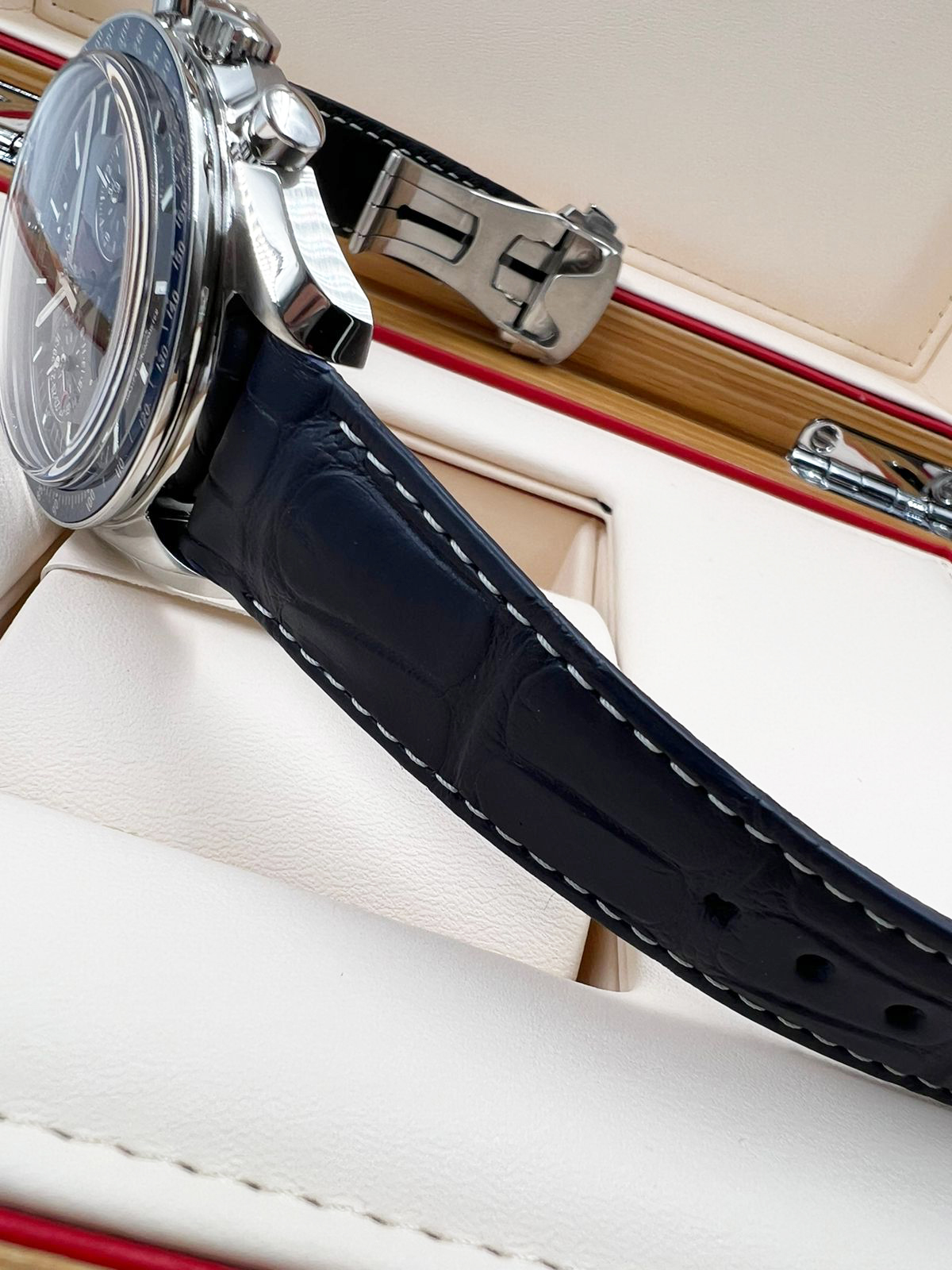 Omega Speedmaster Two Counters Co-Axial Chronometer Moonphase Chronograph 44.25 mm 304.33.44.52.03.001