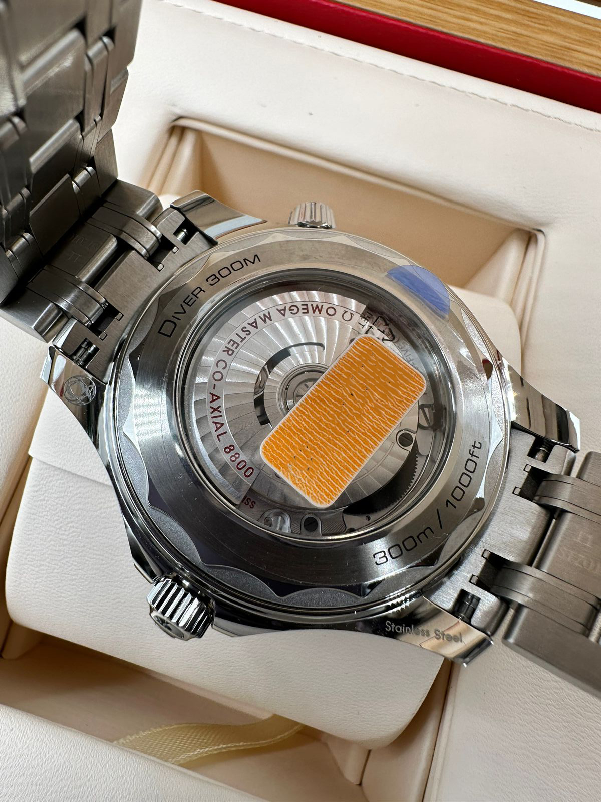 Omega Seamaster Diver 300M Co-Axial Master Chronometer 42 mm 210.30.42.20.10.001