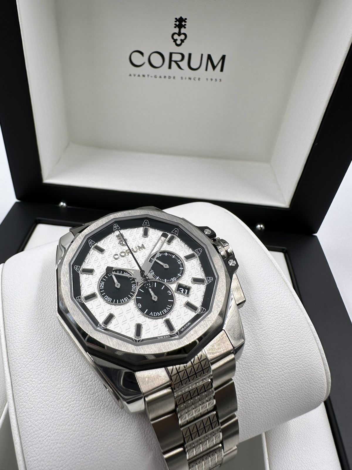 Corum Admiral AC-One Chronograph 45 mm A132/04218