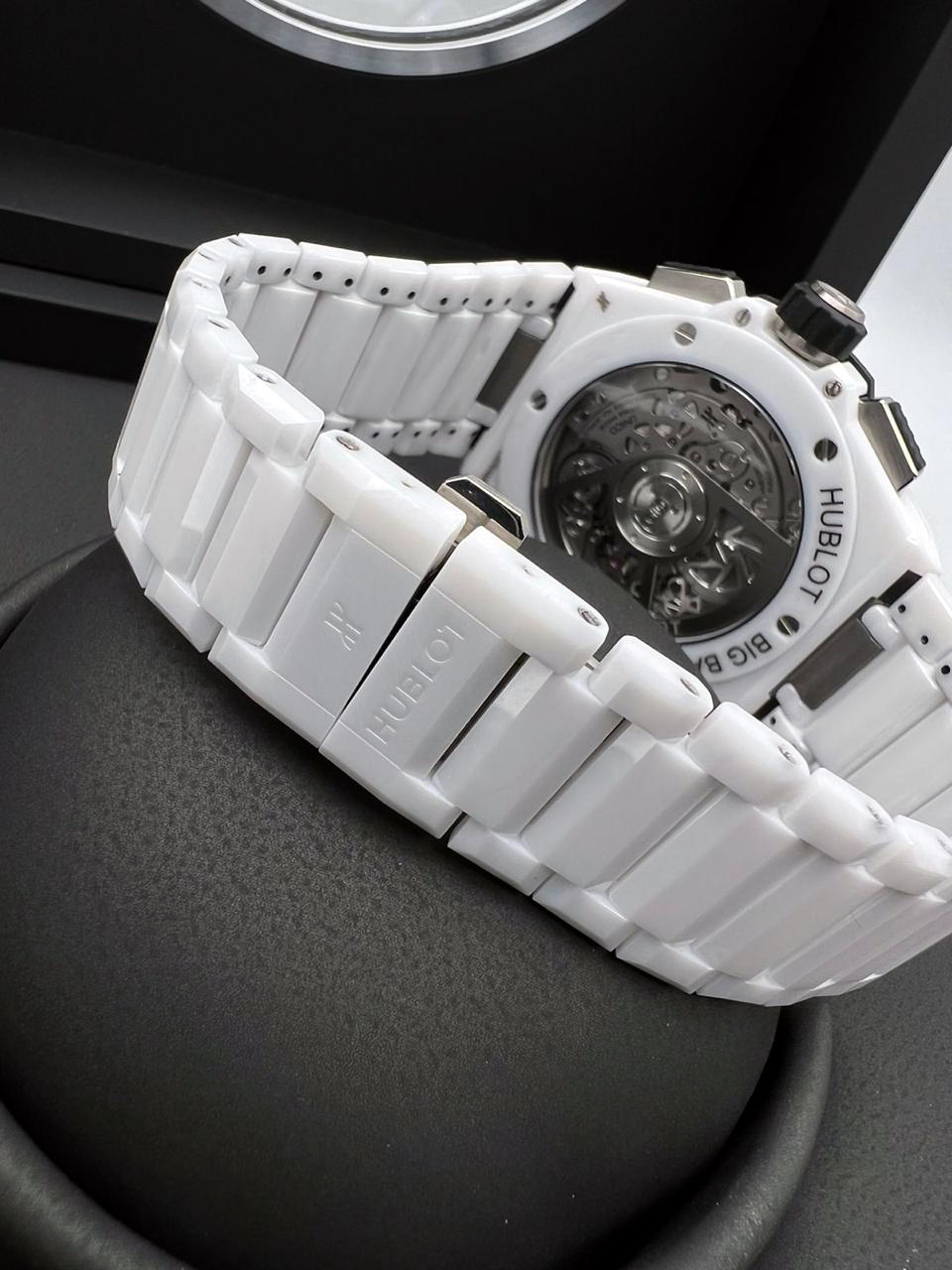 Hublot Big Bang Integrated White Ceramic 42 mm 451.HX.1123.HX