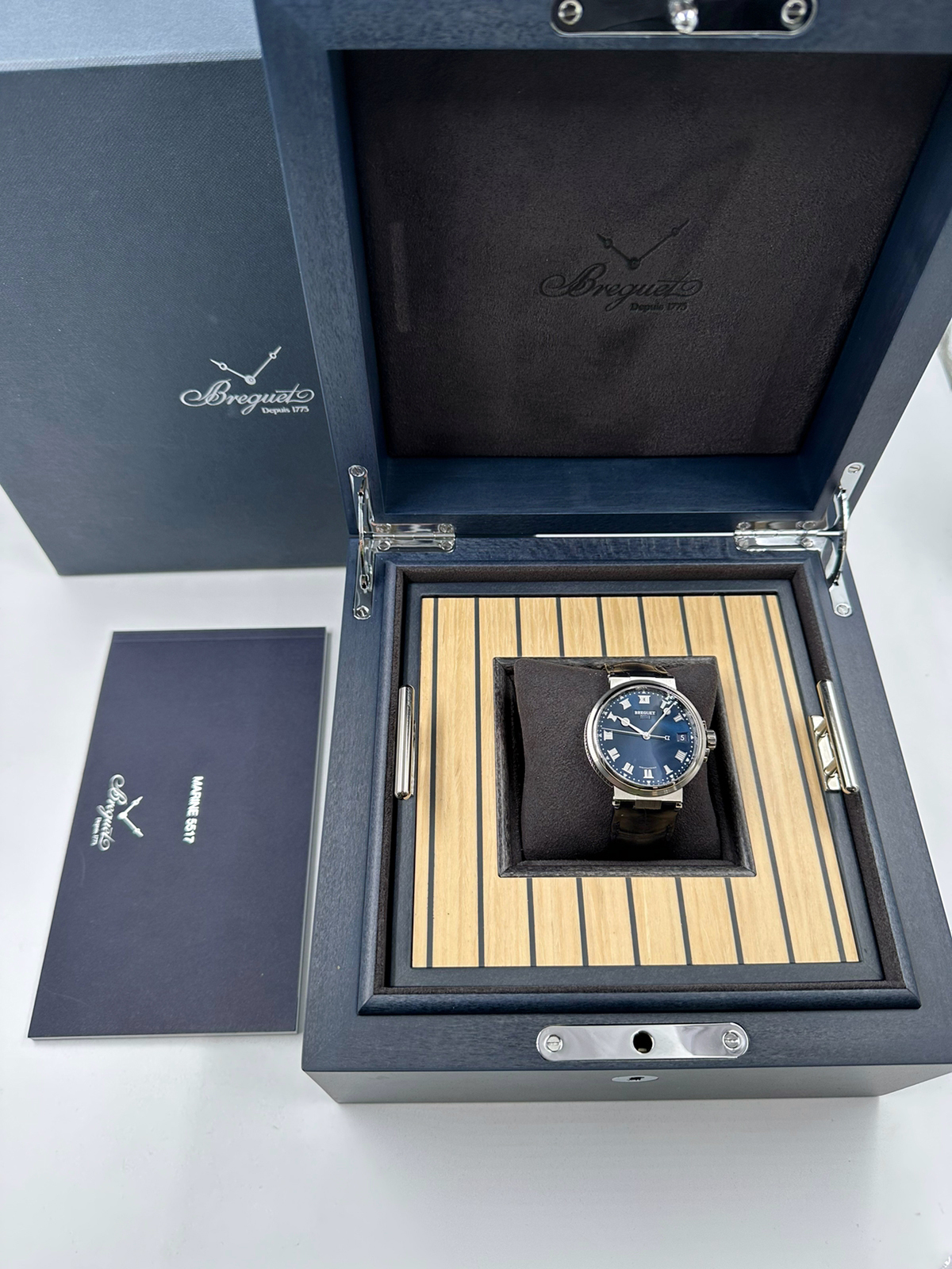 Breguet Marine 5517 40 mm 5517TI/Y1/9ZU