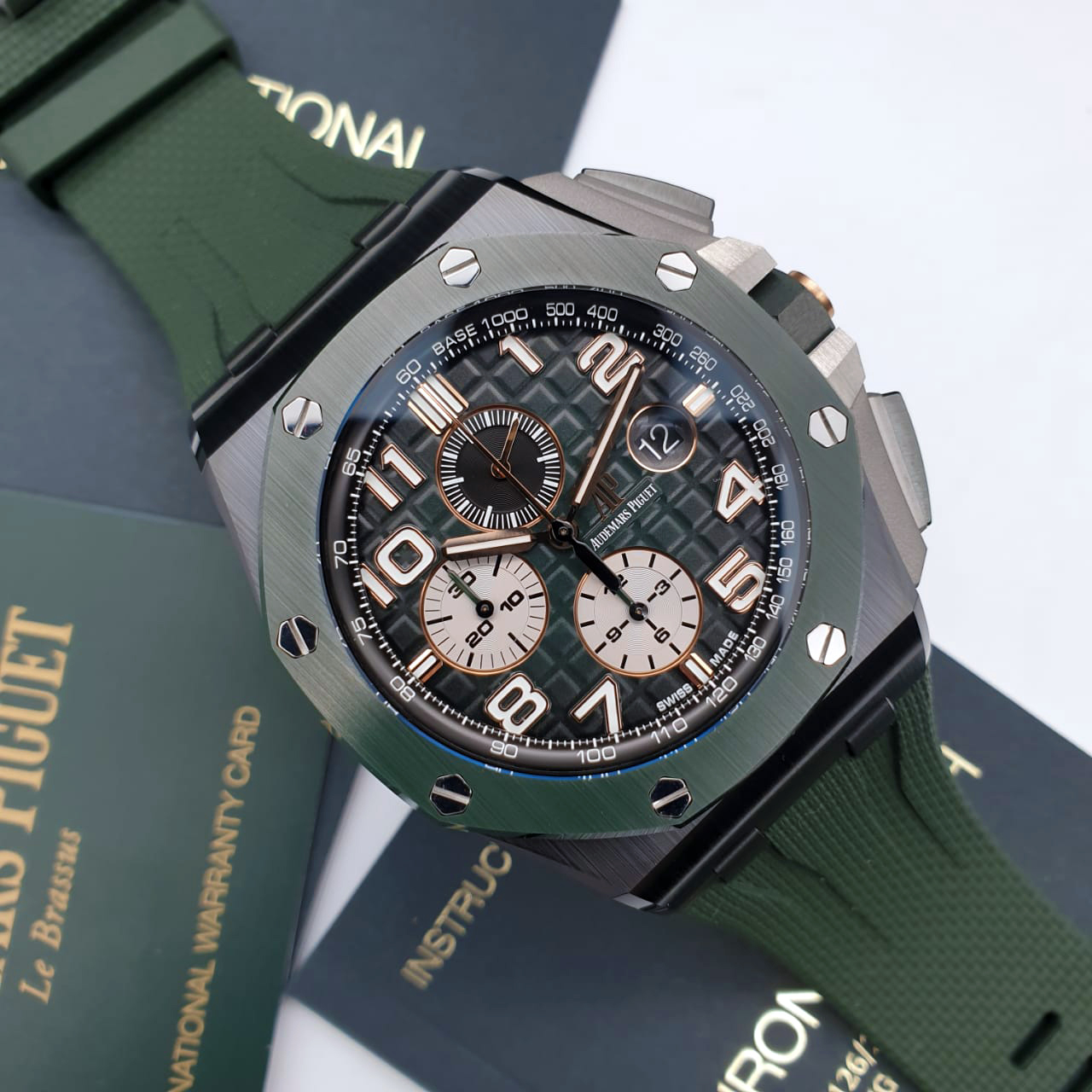 Audemars Piguet Royal Oak Offshore Selfwinding Chronograph 44 mm 26405CE.OO.A056CA.01