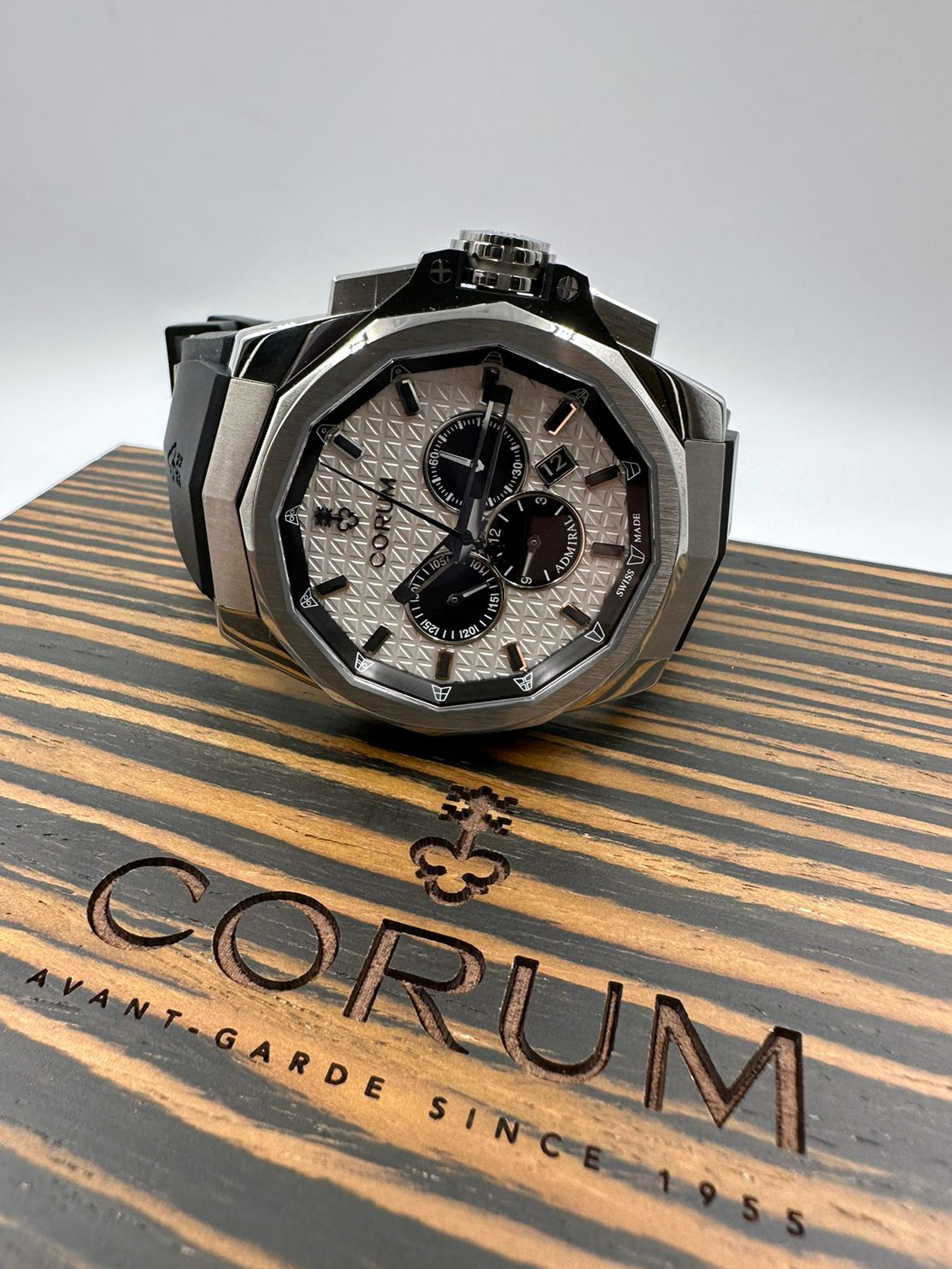 Corum Admiral AC-One Chronograph 45 mm A132/03876