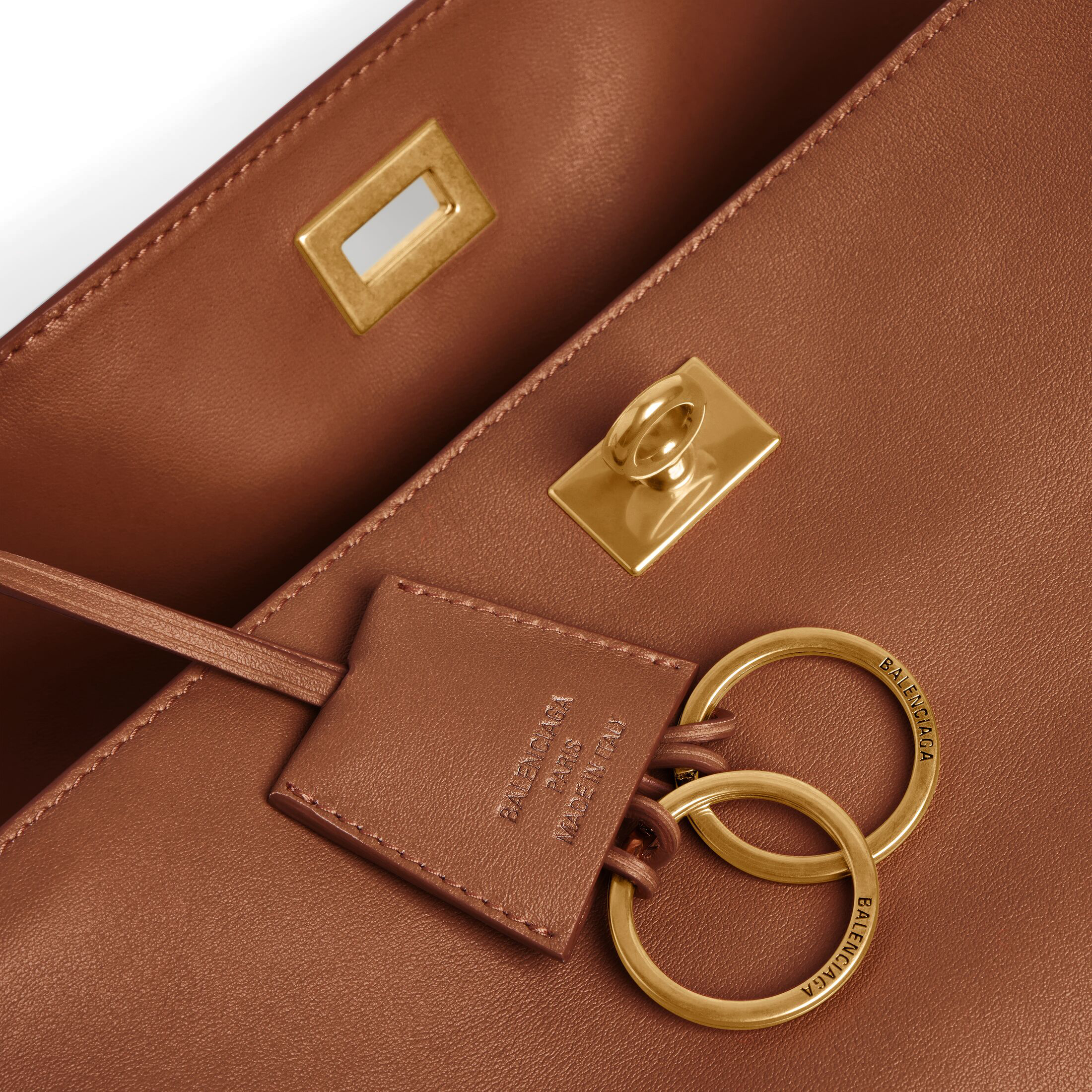 Сумка Balenciaga Women's Rodeo Handbag Small in New Tan 7897792AA4V2237
