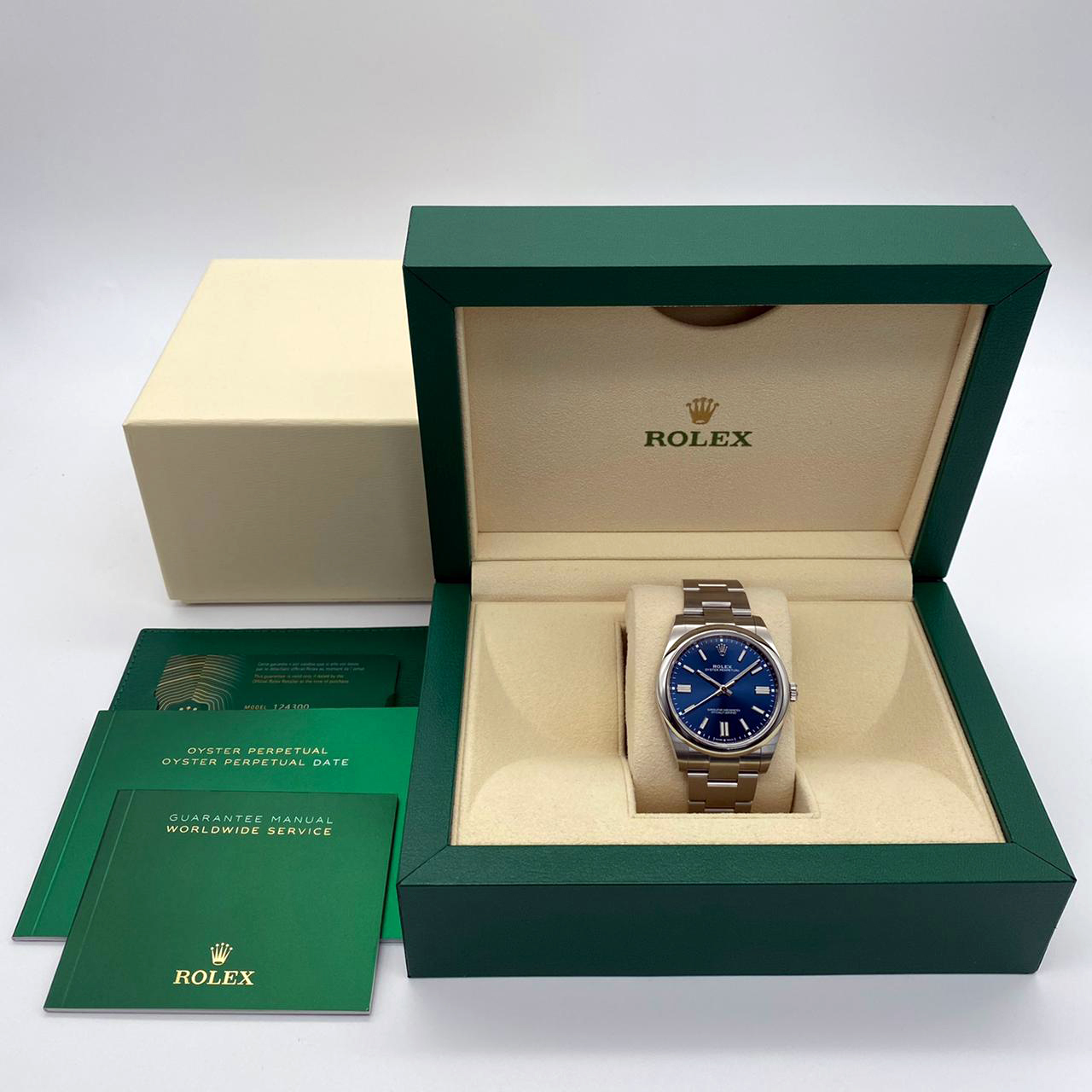 Rolex Oyster Perpetual 41 mm 124300