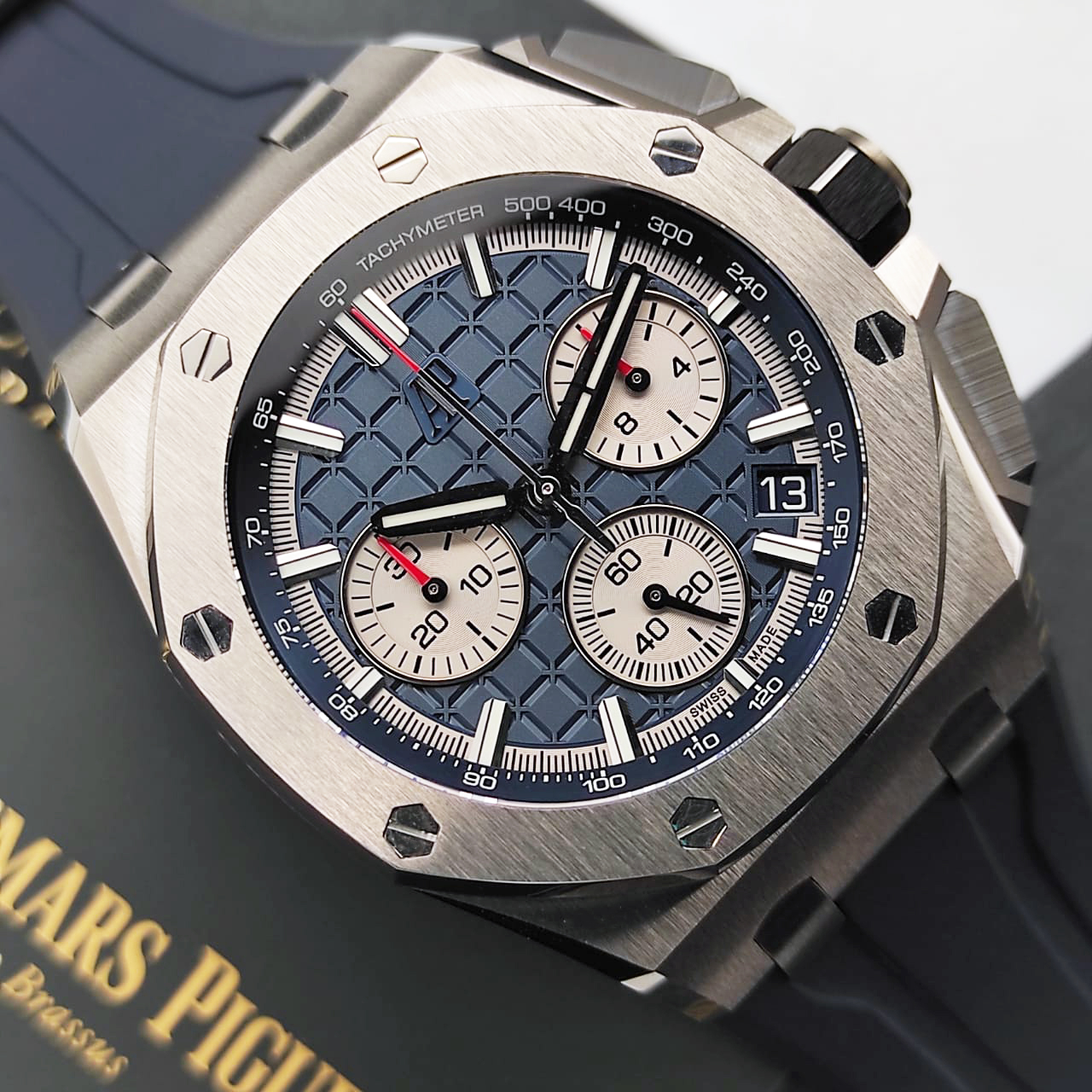 Audemars Piguet Royal Oak Offshore Chronograph 43 mm 26420TI.OO.A027CA.01