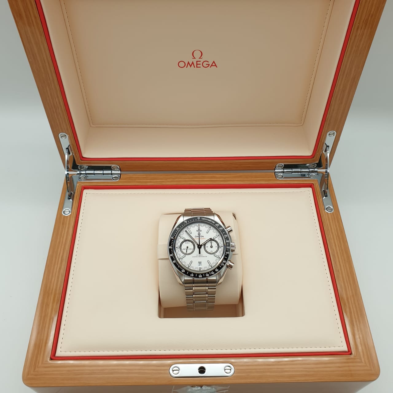 Omega Speedmaster Racing Co-Axial Master Chronometer Chronograph 44.25 mm 329.30.44.51.04.001