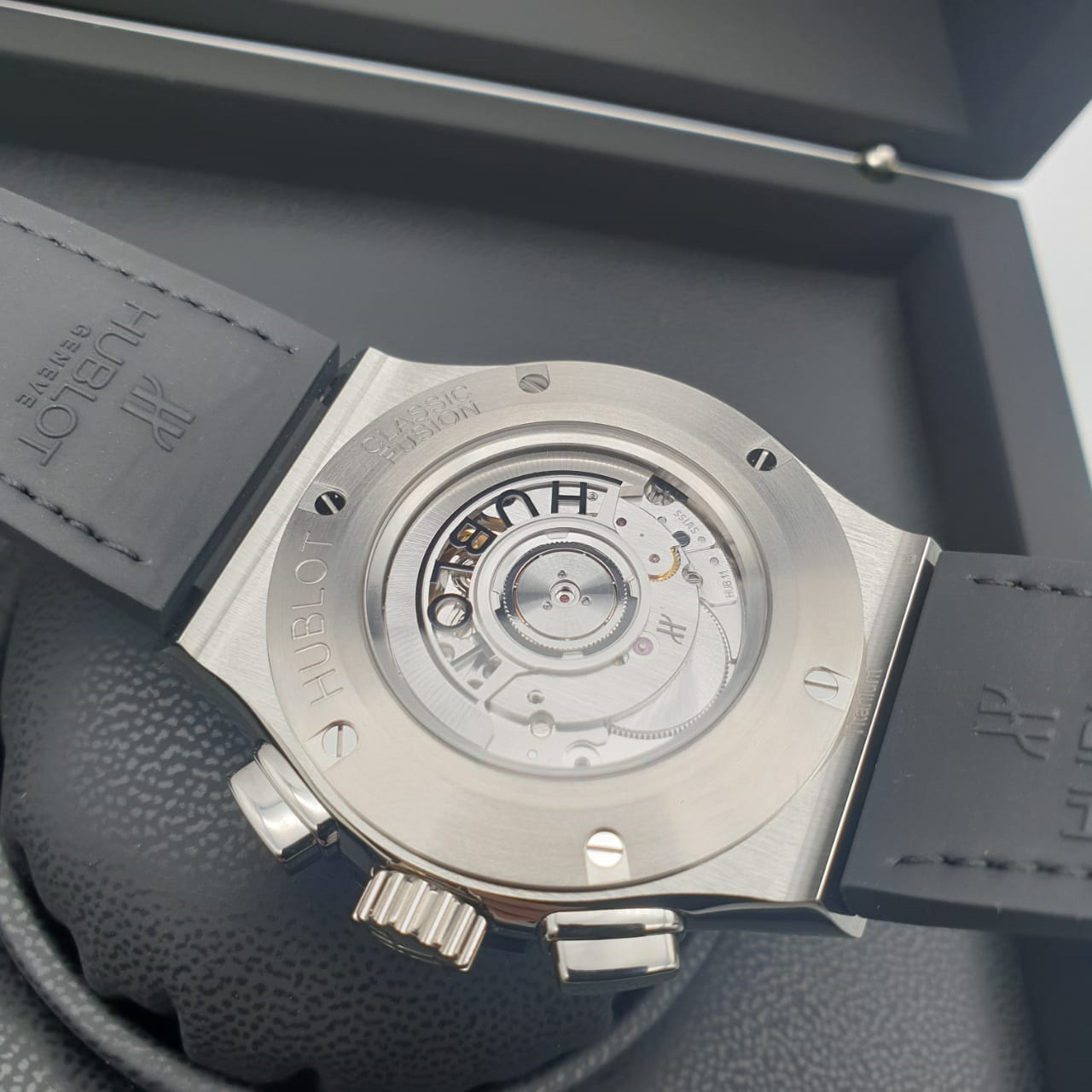 Hublot Classic Fusion Chronograph Titanium 45 mm 521.NX.1171.LR