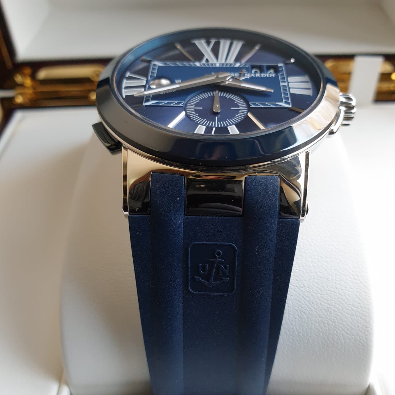 Ulysse Nardin Executive Dual Time 243-00-3/43