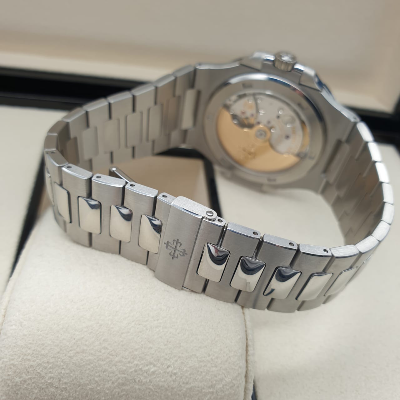 Patek Philippe Nautilus 40 mm 5711/1A-010